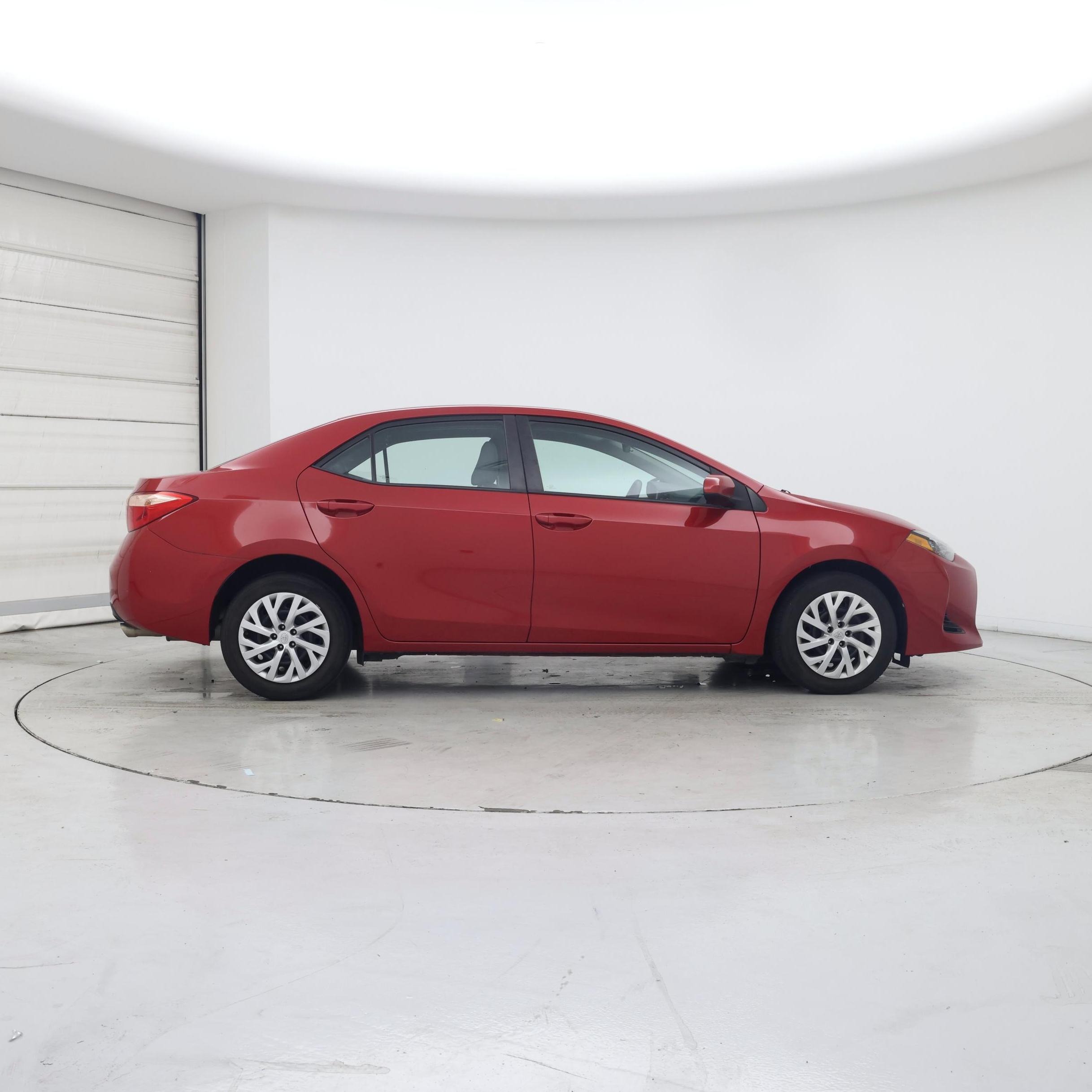 Thumbnail: 2018 Toyota Corolla - 7
