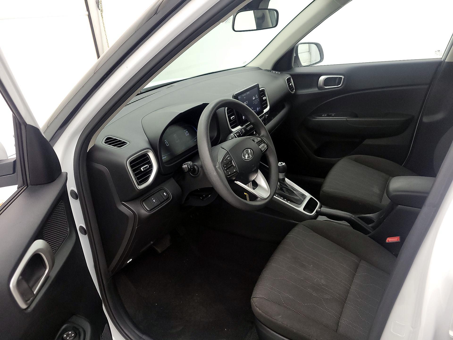 Thumbnail: 2023 Hyundai Venue - 11