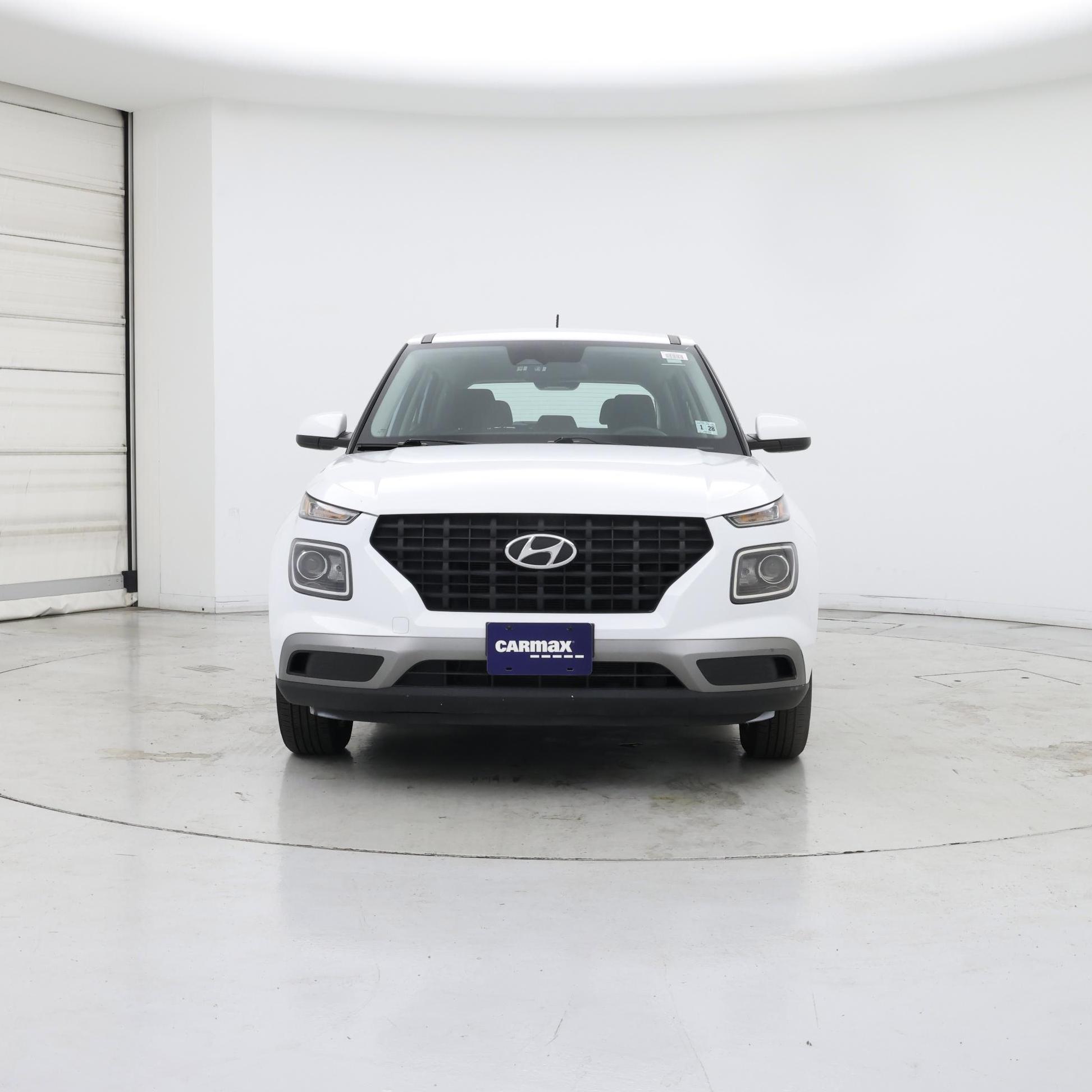 Thumbnail: 2023 Hyundai Venue - 5