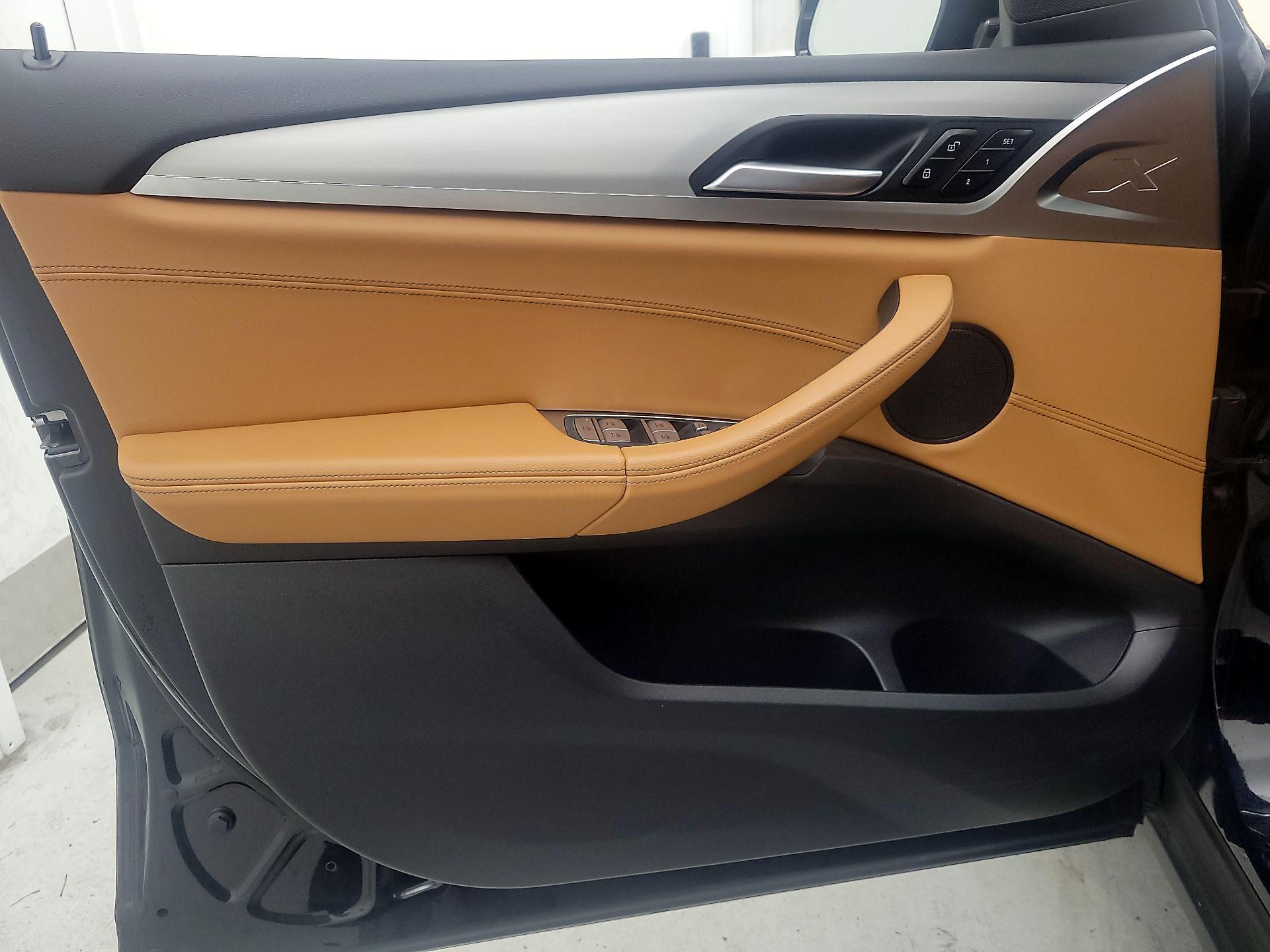 Thumbnail: 2021 BMW X3 - 12