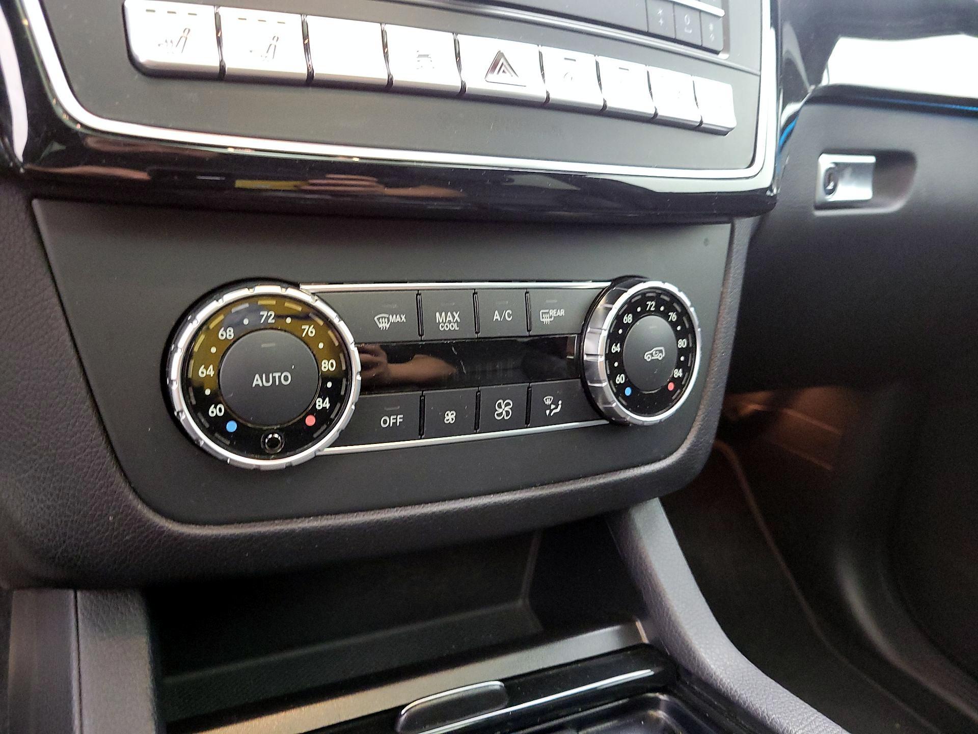 Thumbnail: 2017 Mercedes-Benz GLE - 17