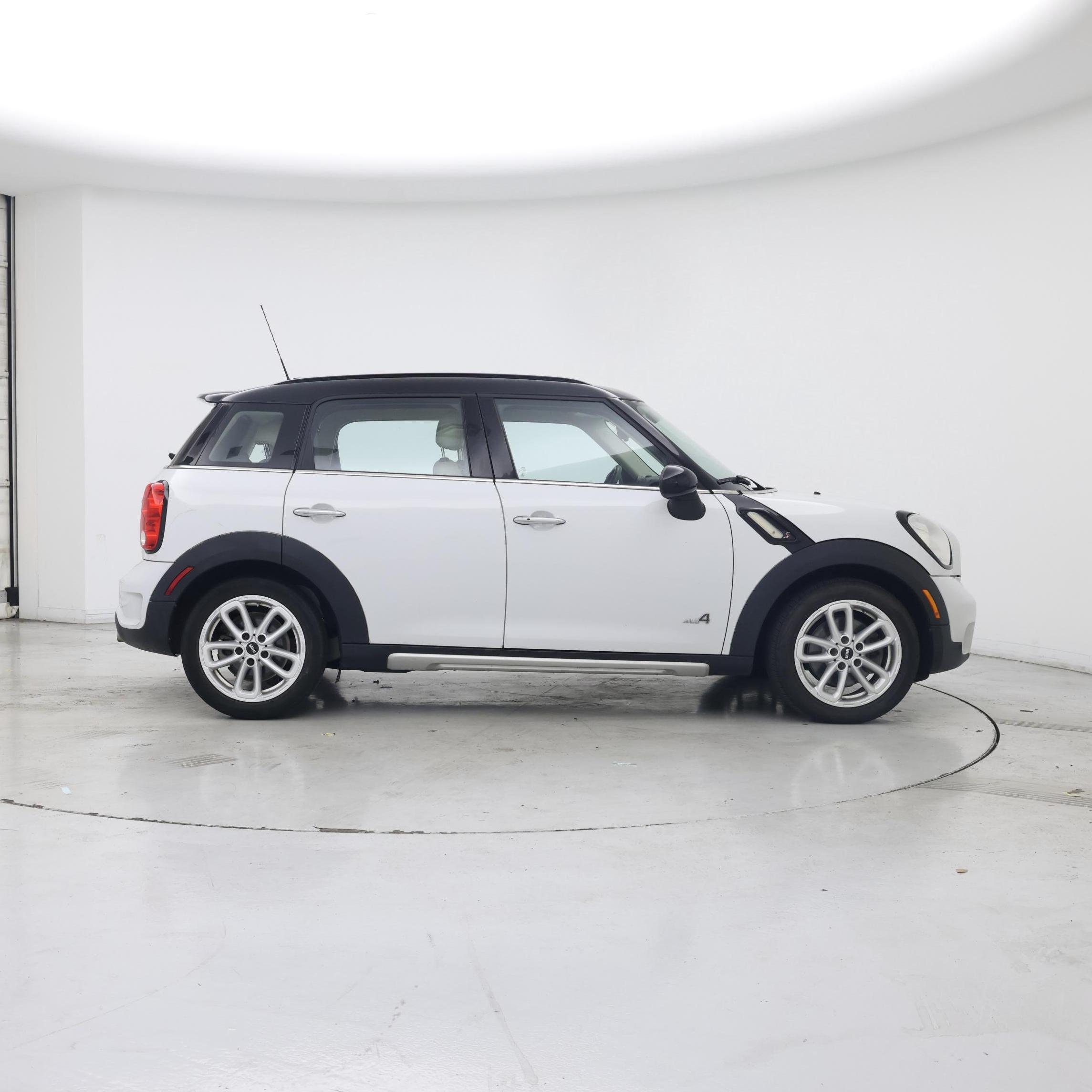 Thumbnail: 2015 MINI Cooper Countryman - 7