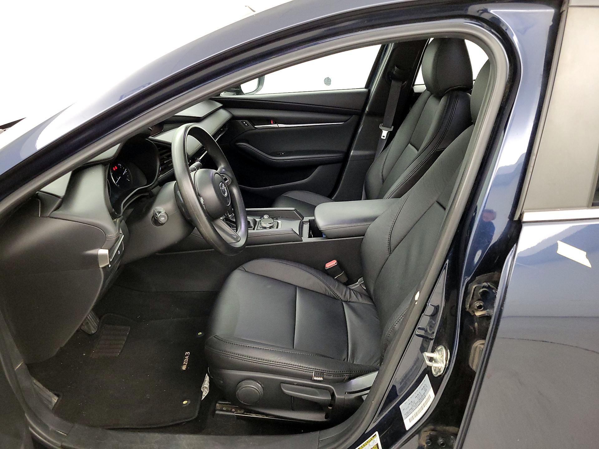 Thumbnail: 2021 Mazda Mazda3 - 11