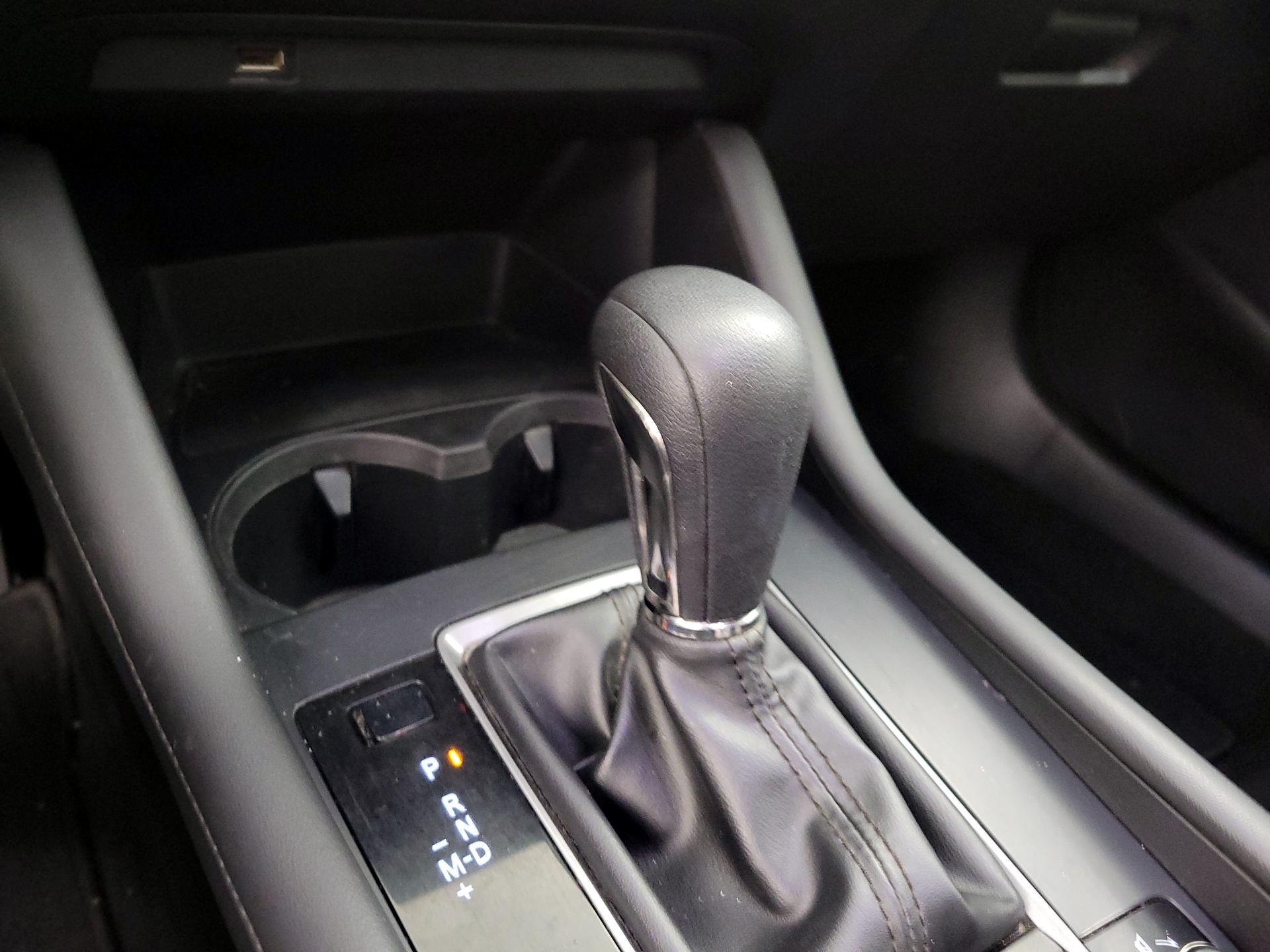 Thumbnail: 2021 Mazda Mazda3 - 17