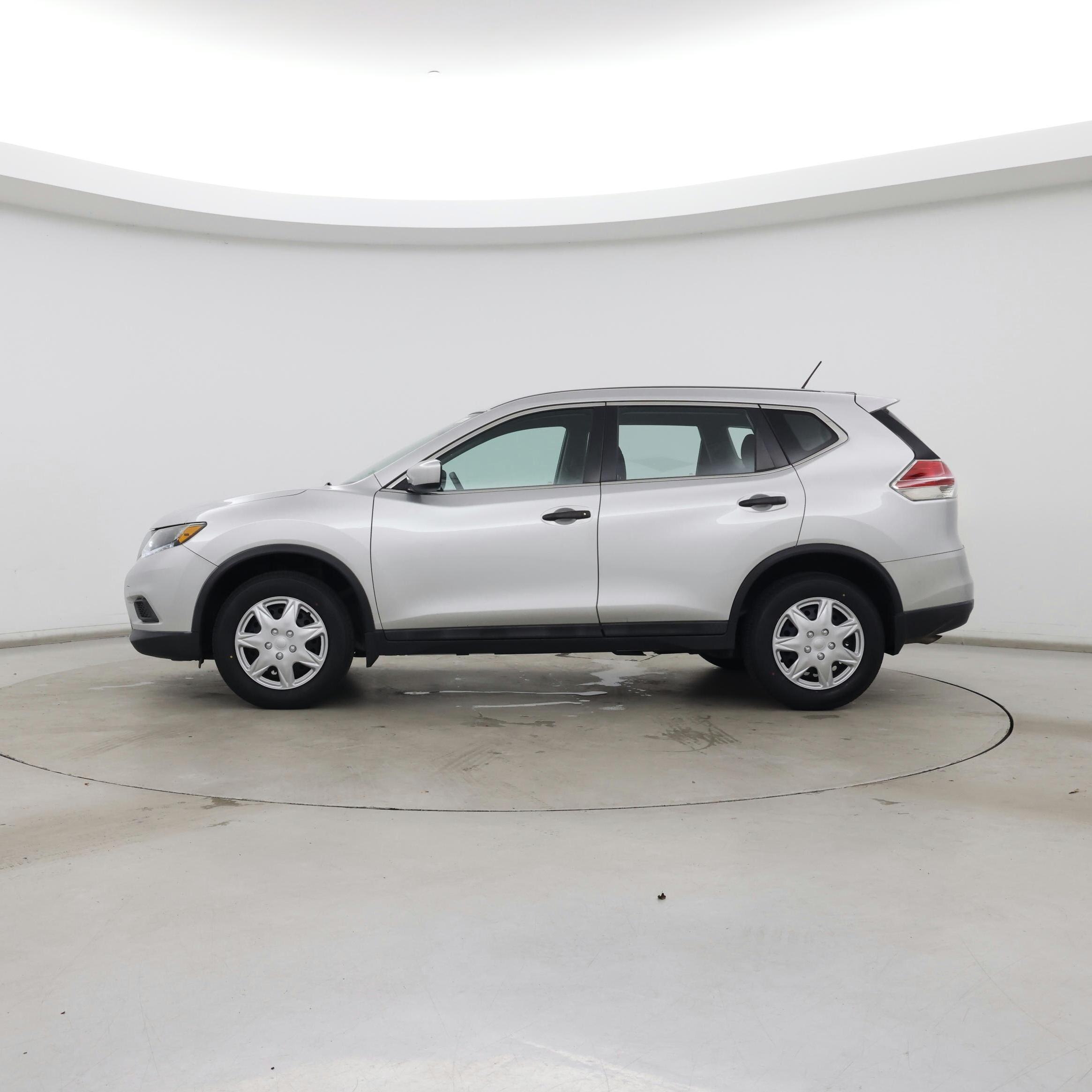 Thumbnail: 2016 Nissan Rogue - 3