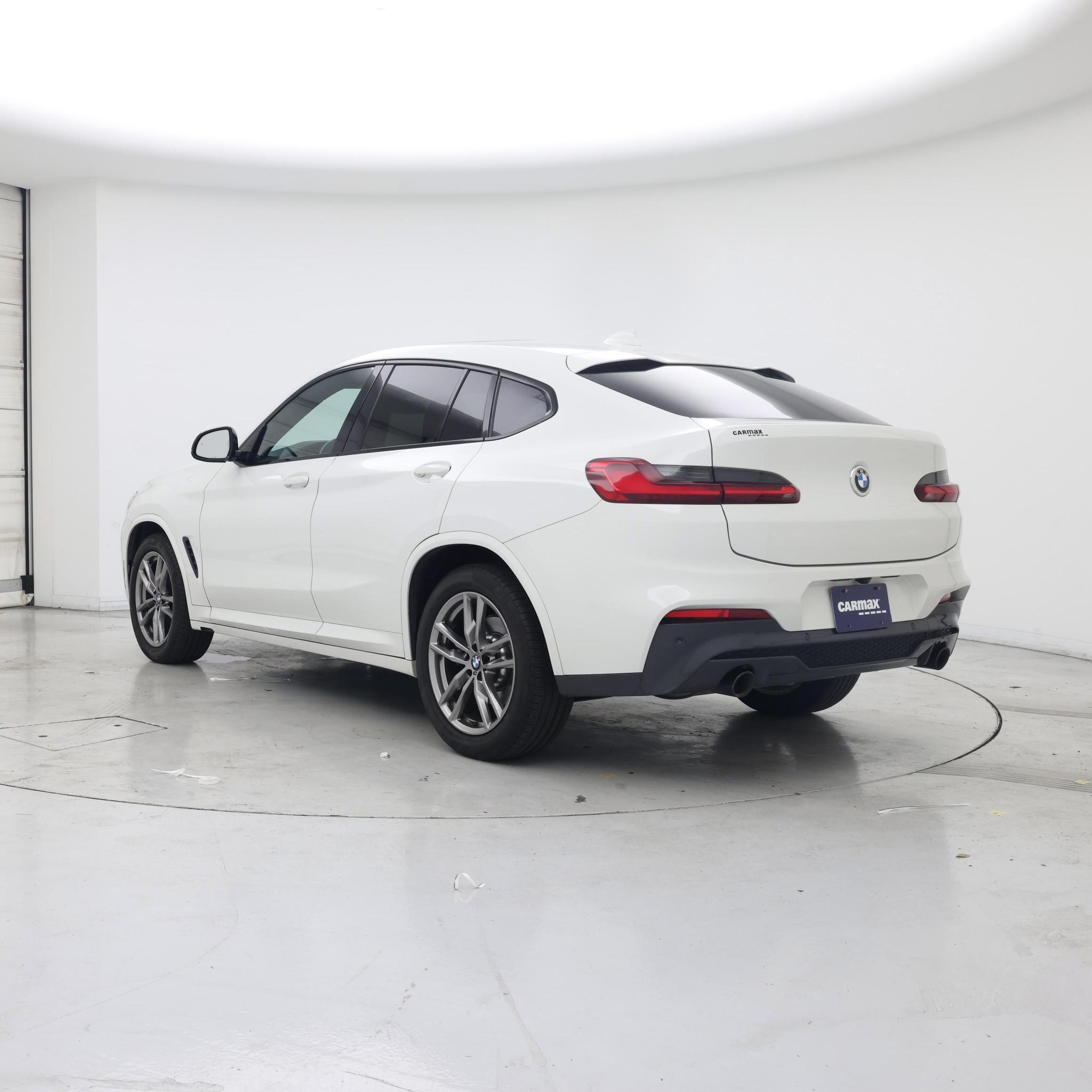 Thumbnail: 2021 BMW X4 - 2