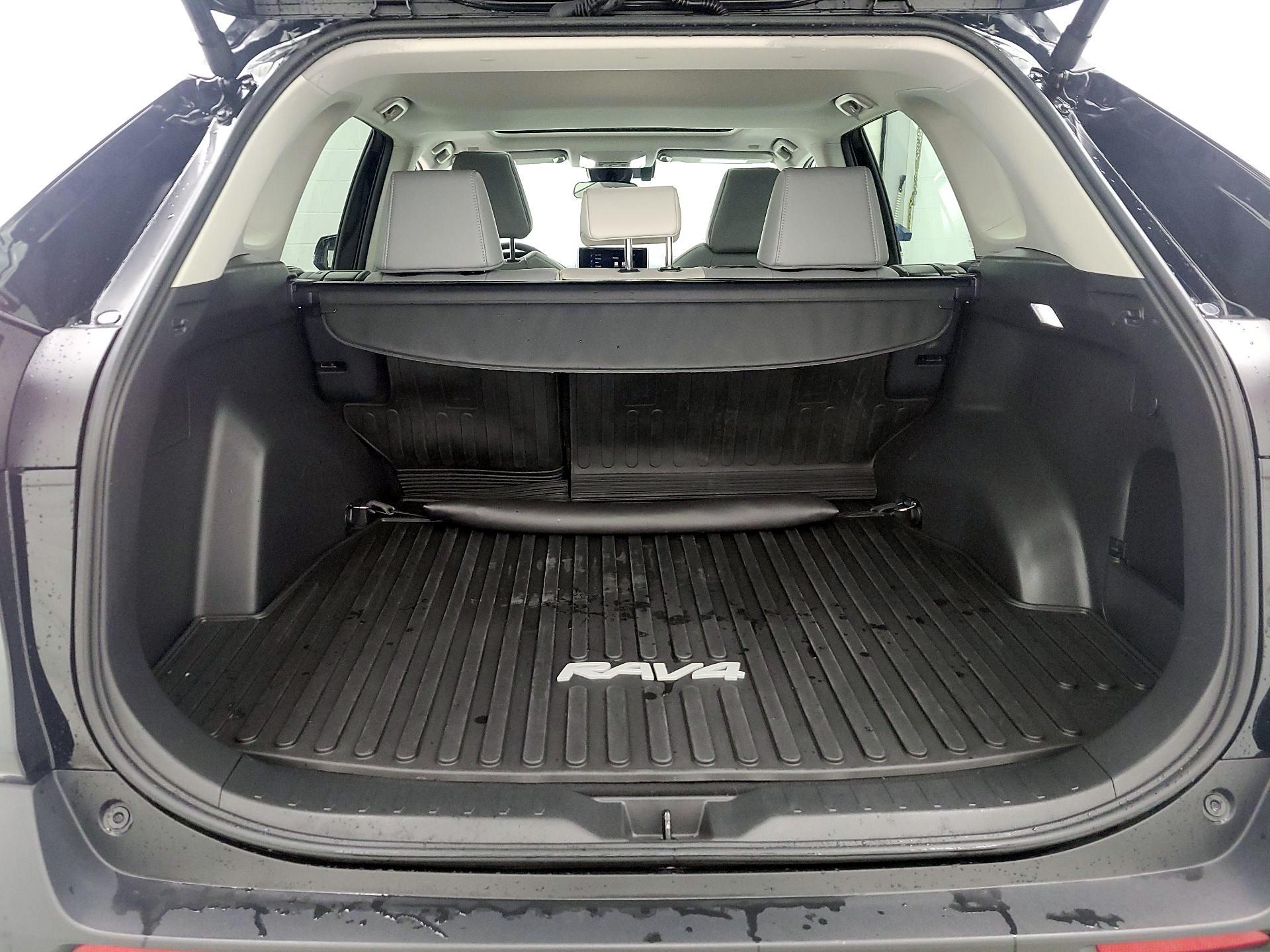 Thumbnail: 2024 Toyota RAV4 - 19