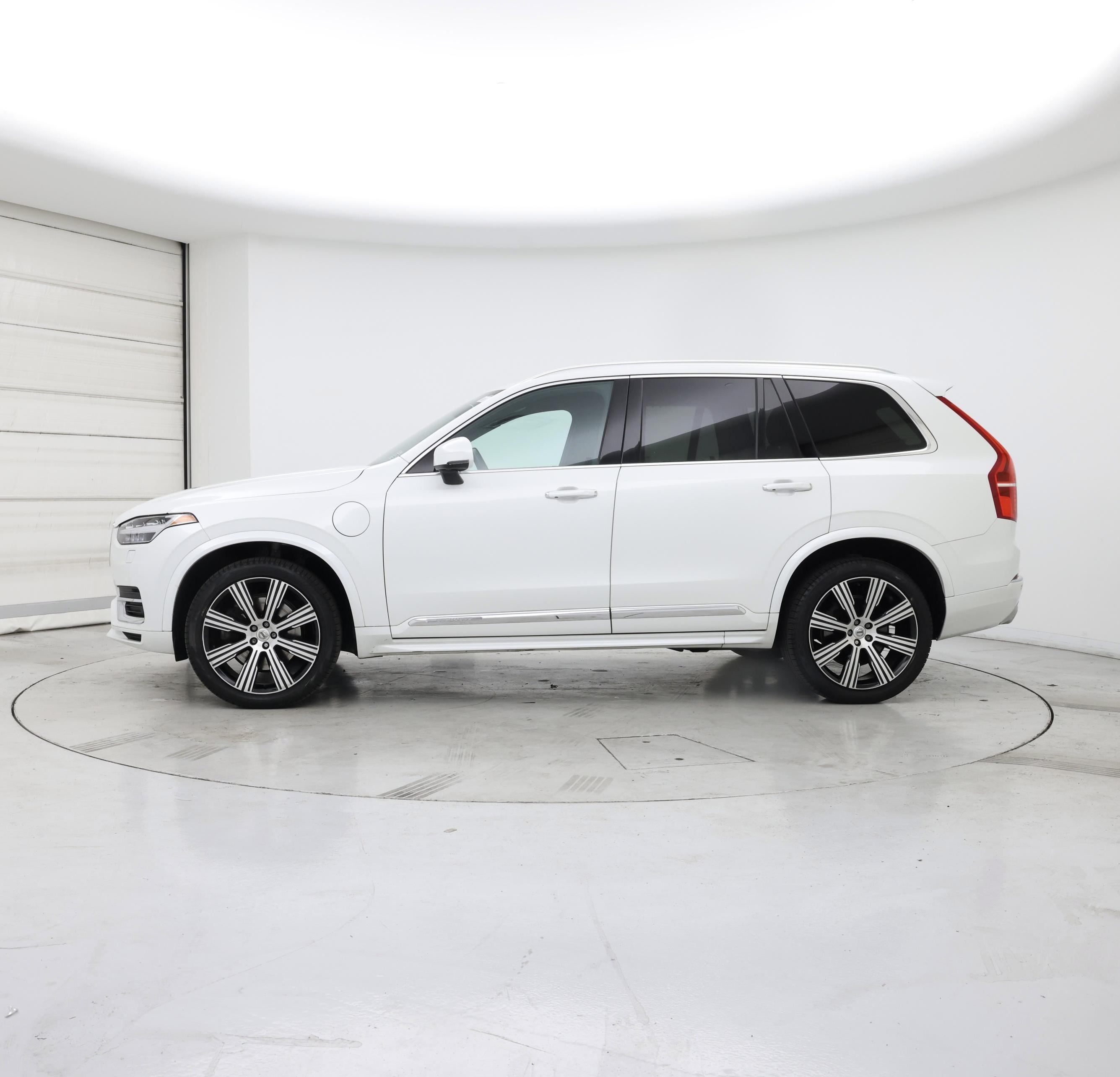 Thumbnail: 2021 Volvo XC90 - 3