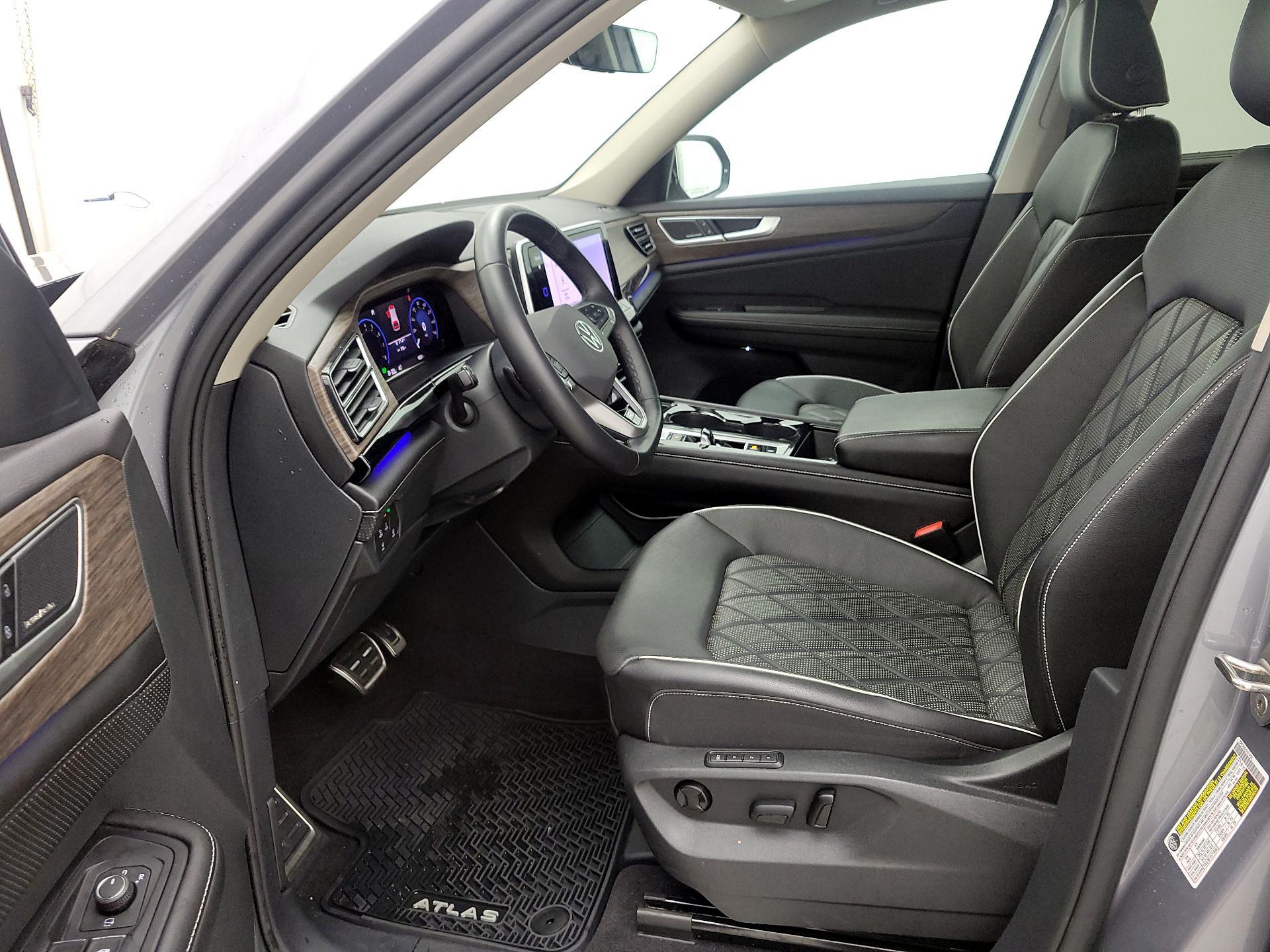 Thumbnail: 2024 Volkswagen Atlas - 11