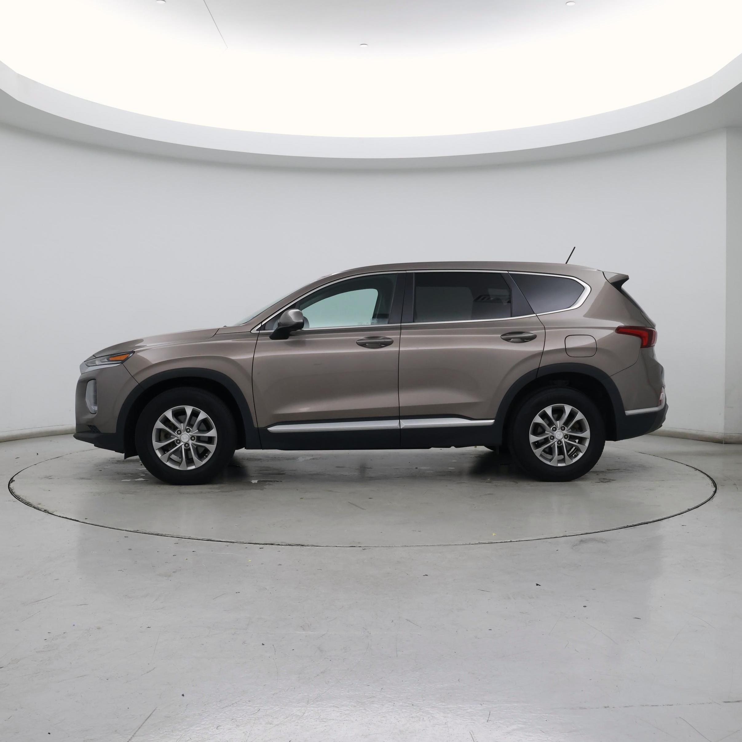 Thumbnail: 2020 Hyundai Santa Fe - 3