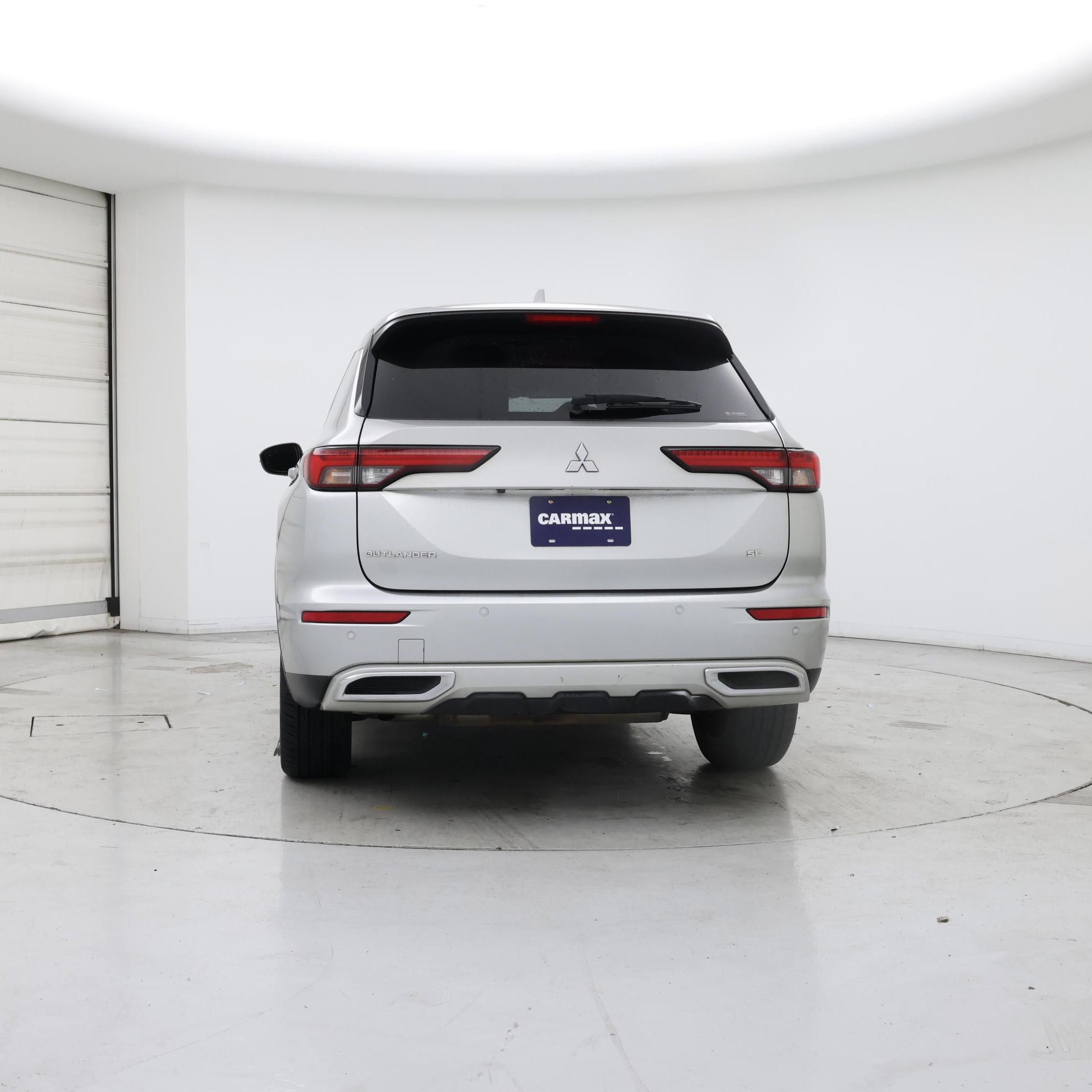 Thumbnail: 2022 Mitsubishi Outlander - 6