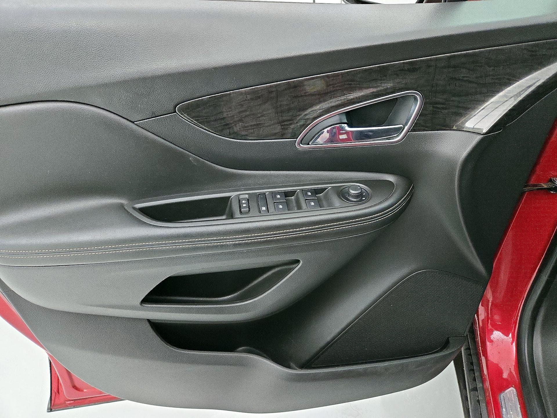 Thumbnail: 2015 Buick Encore - 12