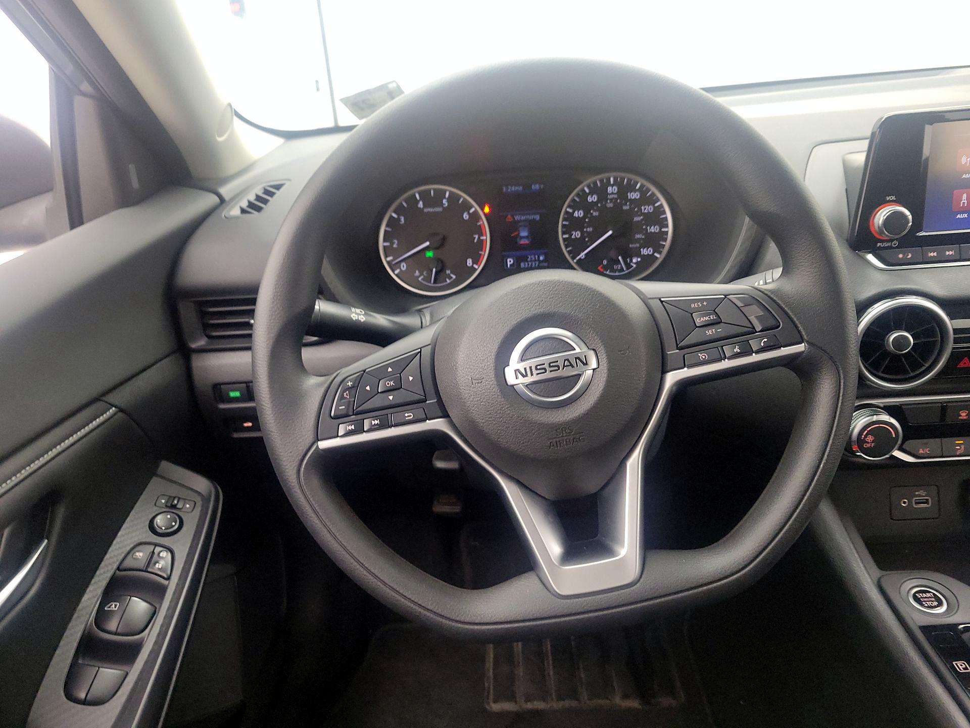 Thumbnail: 2022 Nissan Sentra - 10