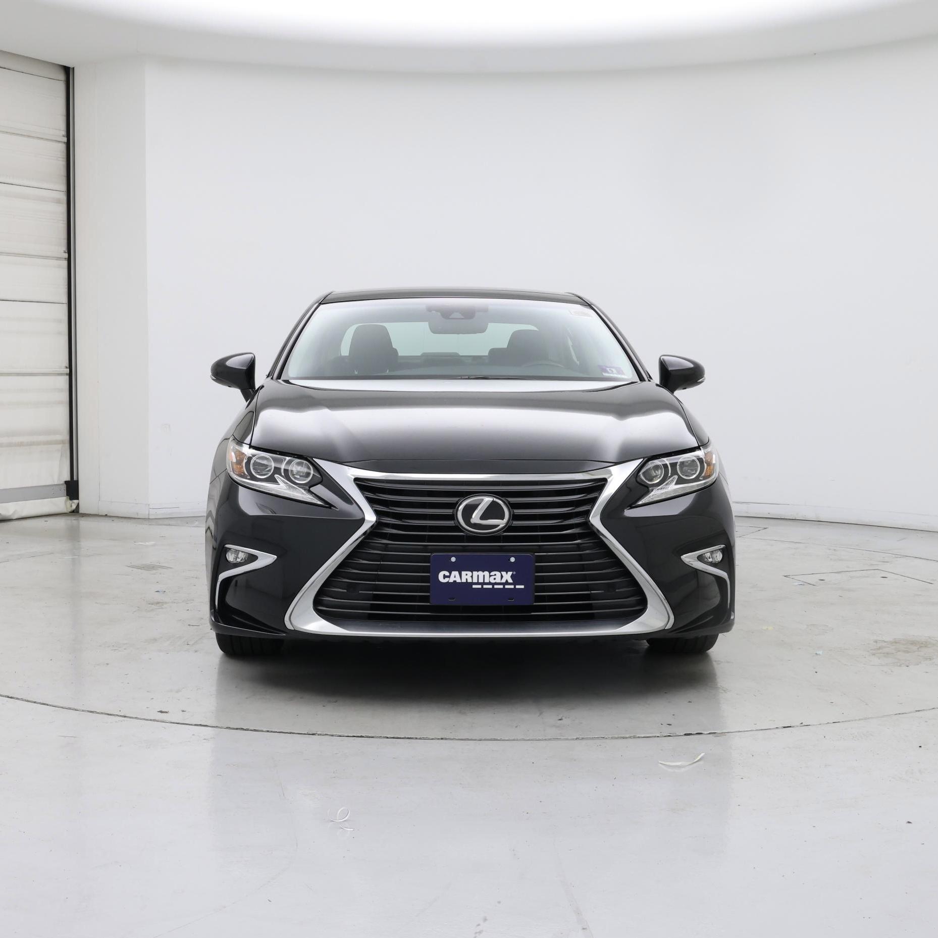 Thumbnail: 2017 Lexus ES - 5