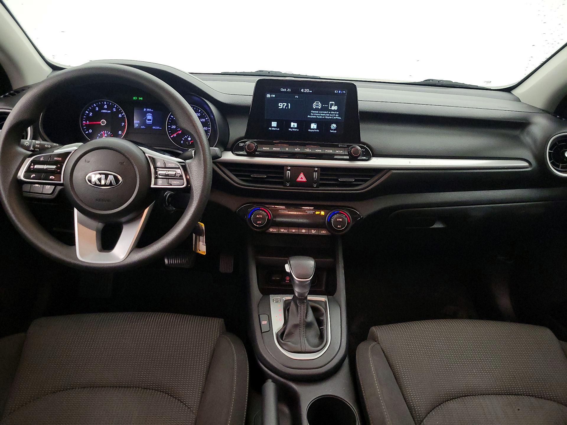 Thumbnail: 2019 Kia Forte - 9