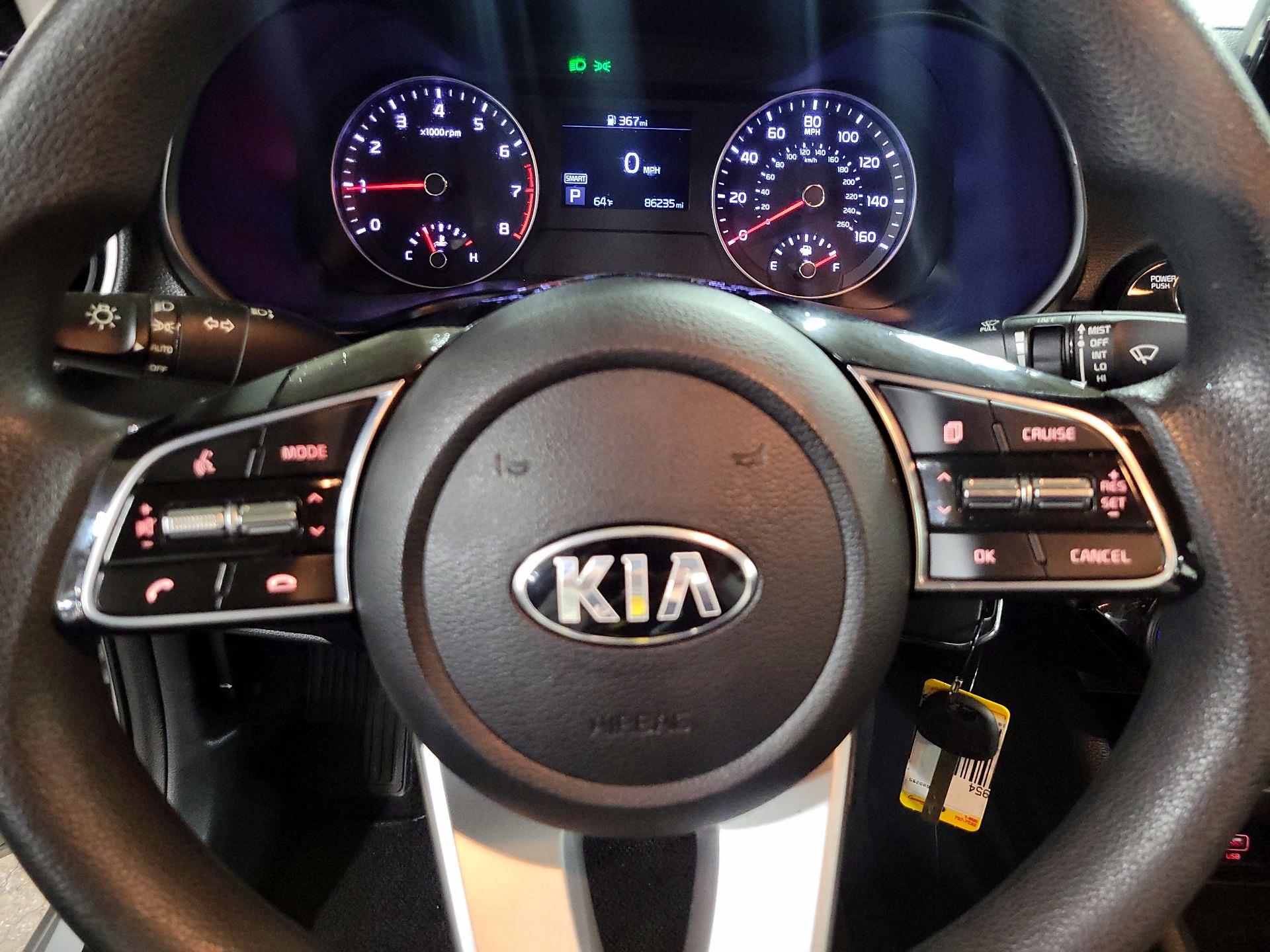 Thumbnail: 2019 Kia Forte - 10
