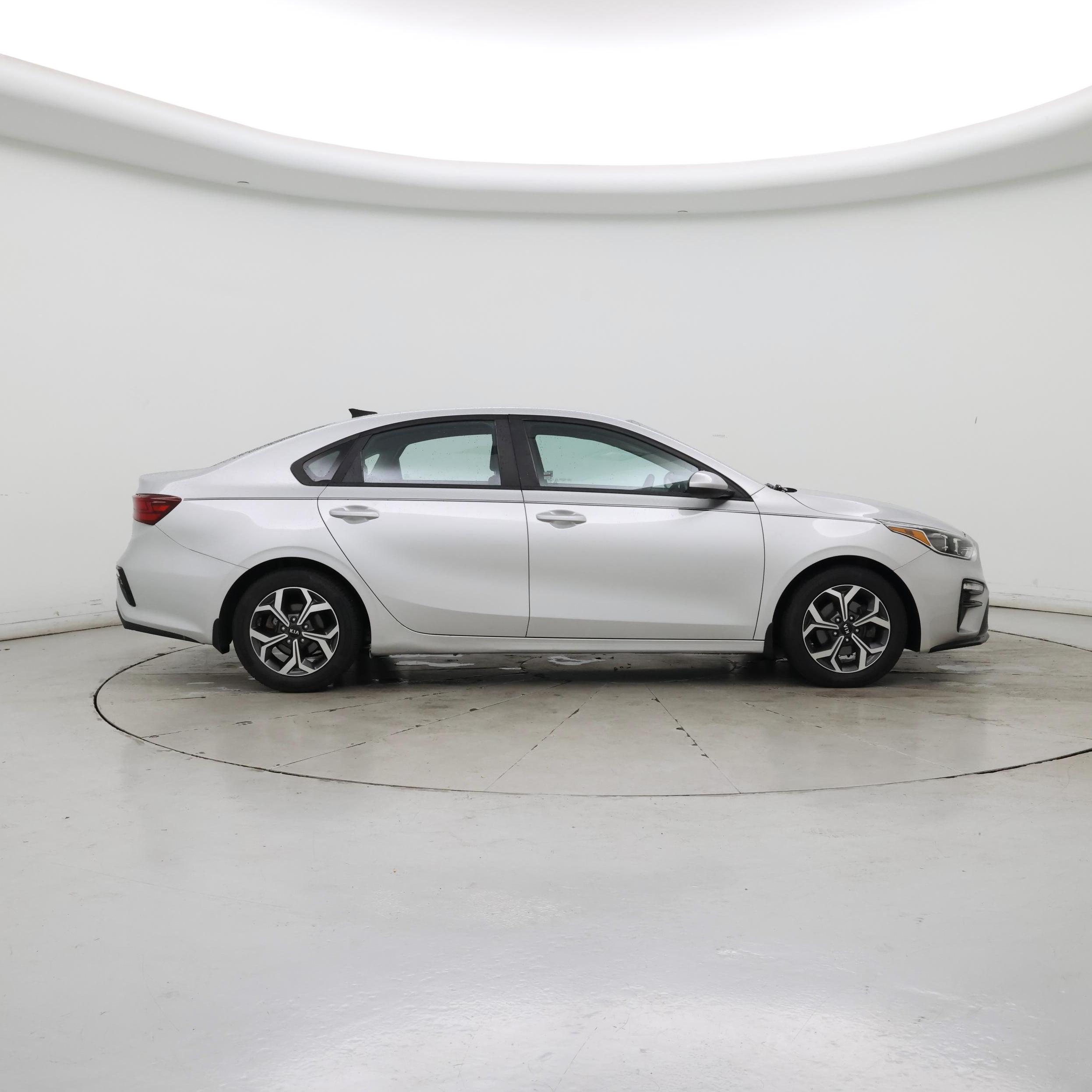 Thumbnail: 2019 Kia Forte - 7