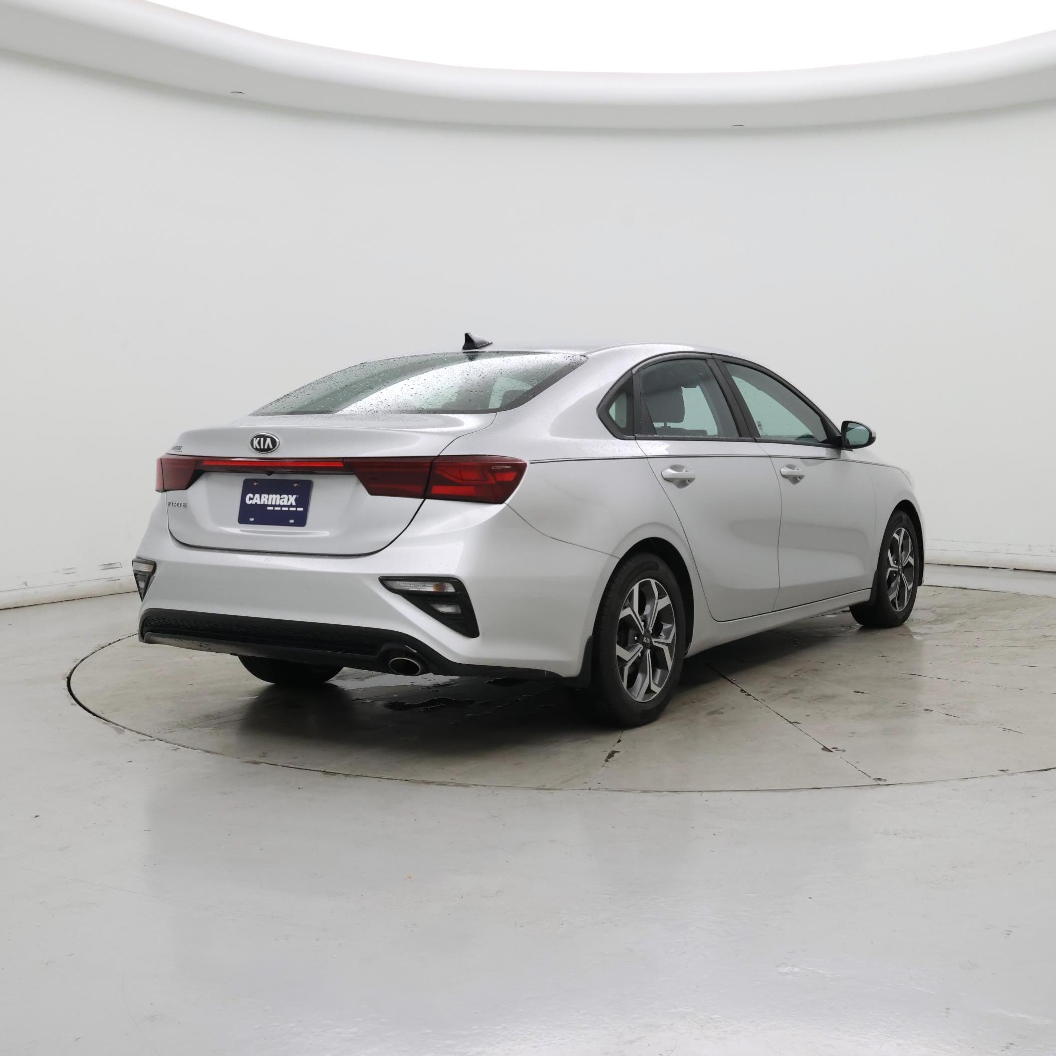 Thumbnail: 2019 Kia Forte - 8