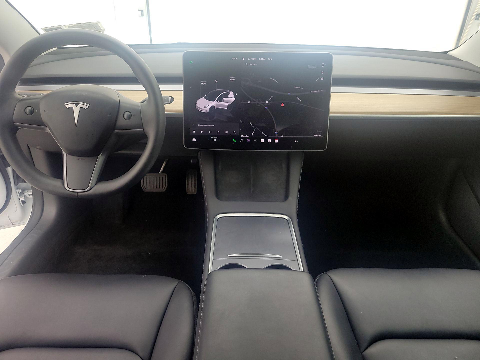 Thumbnail: 2023 Tesla Model 3 - 9