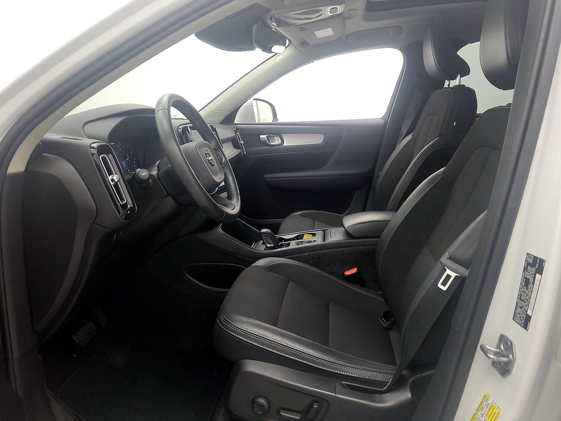 Thumbnail: 2020 Volvo XC40 - 11
