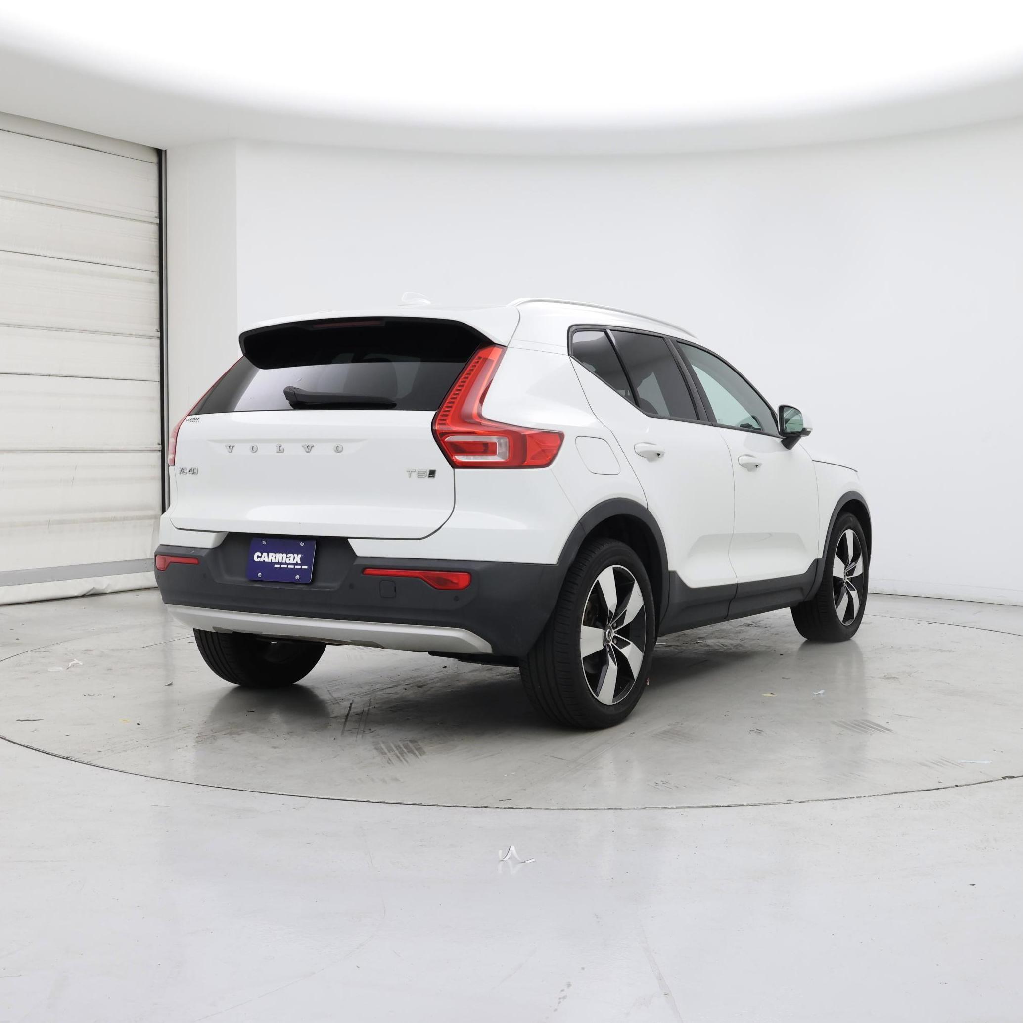 Thumbnail: 2020 Volvo XC40 - 8