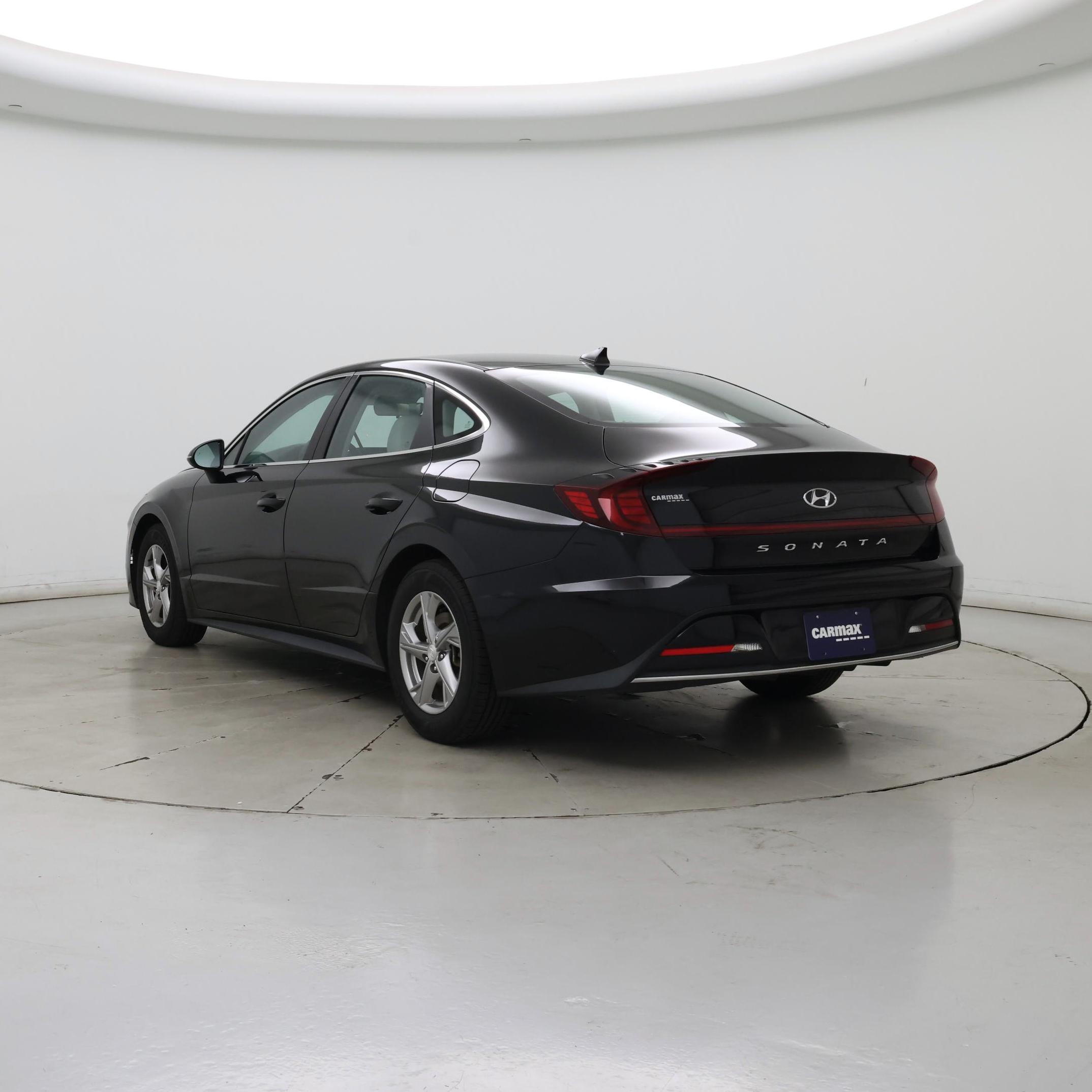 Thumbnail: 2023 Hyundai Sonata - 2