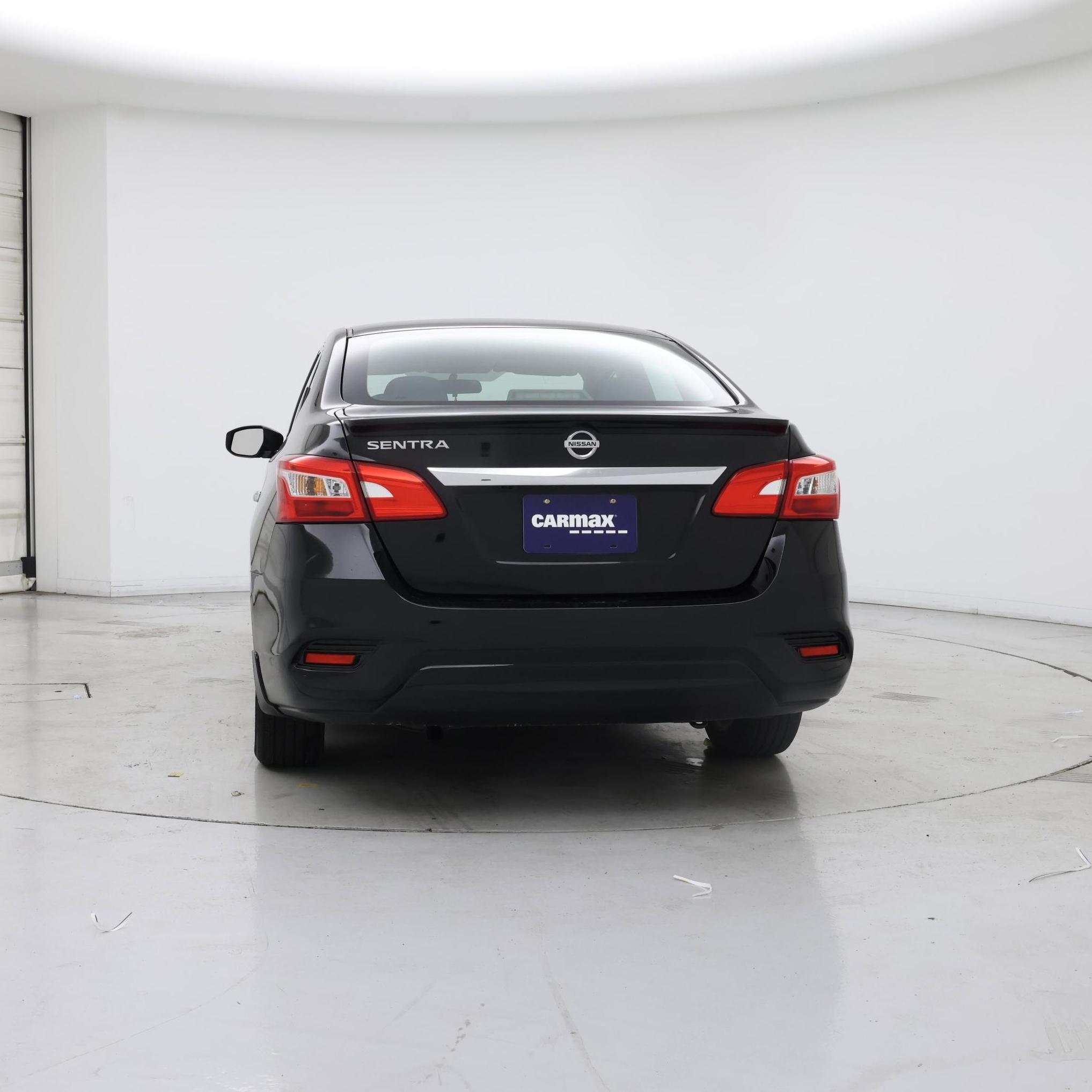Thumbnail: 2019 Nissan Sentra - 6