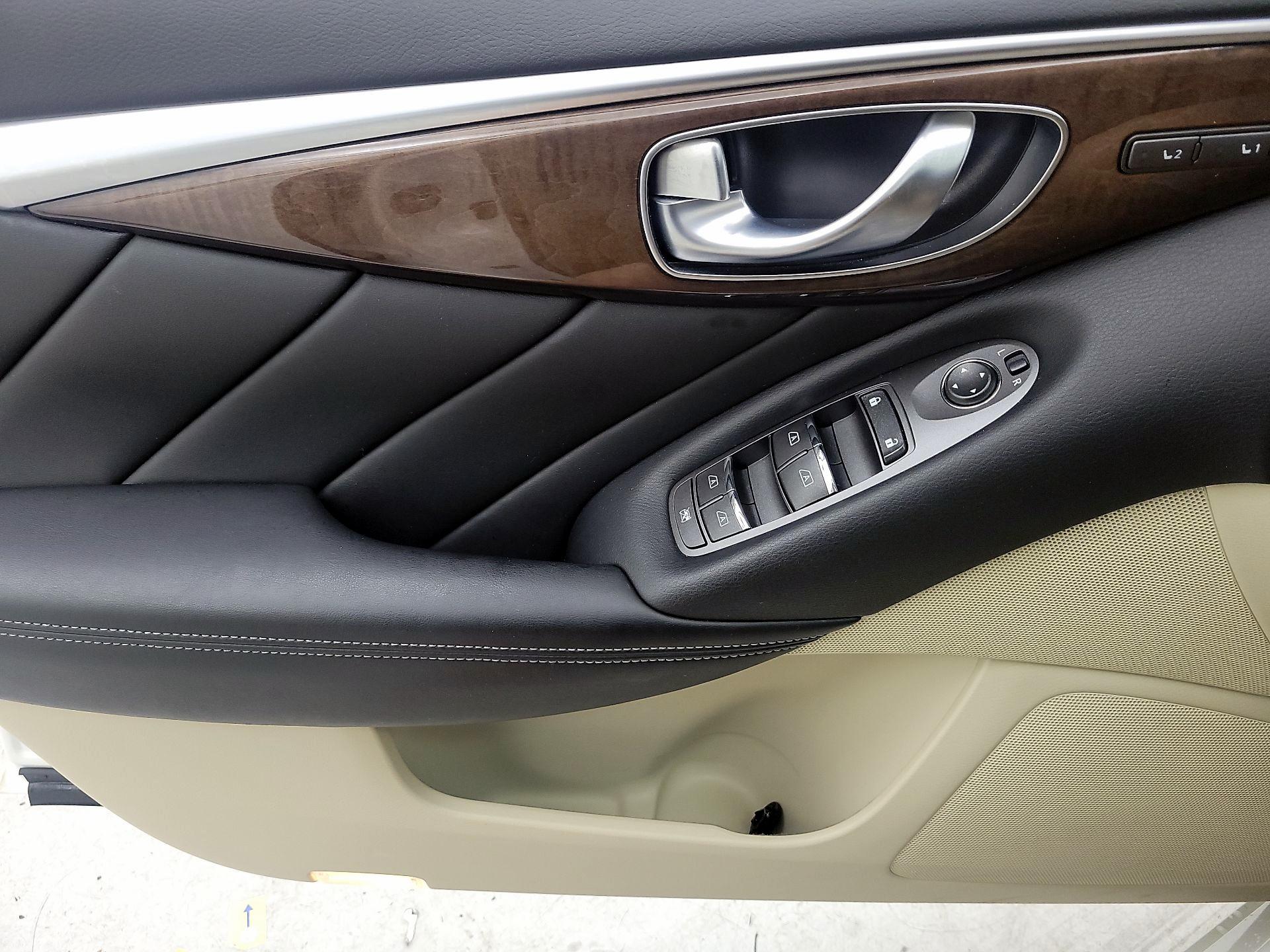 Thumbnail: 2014 INFINITI Q50 - 12