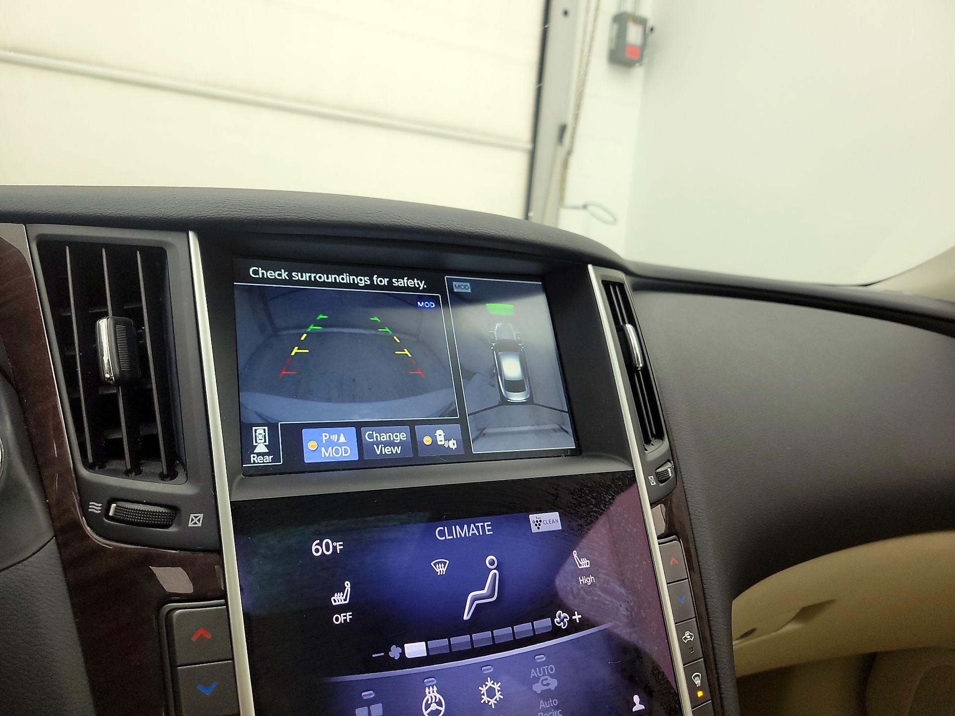 Thumbnail: 2014 INFINITI Q50 - 15