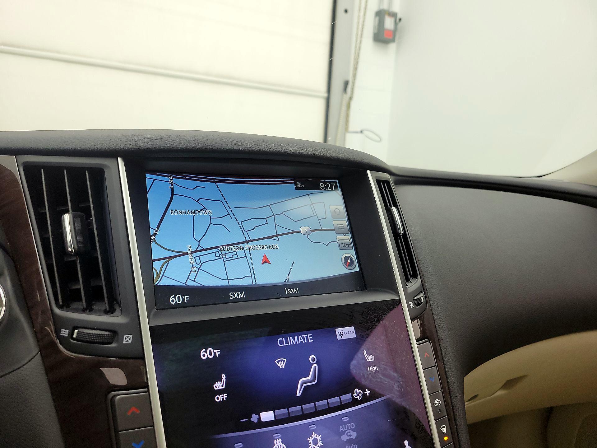 Thumbnail: 2014 INFINITI Q50 - 16