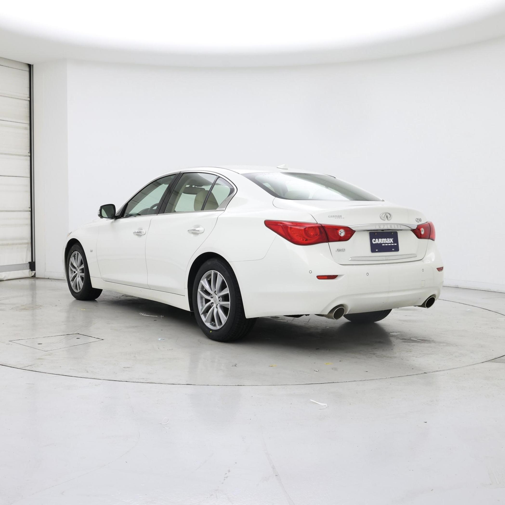 Thumbnail: 2014 INFINITI Q50 - 2