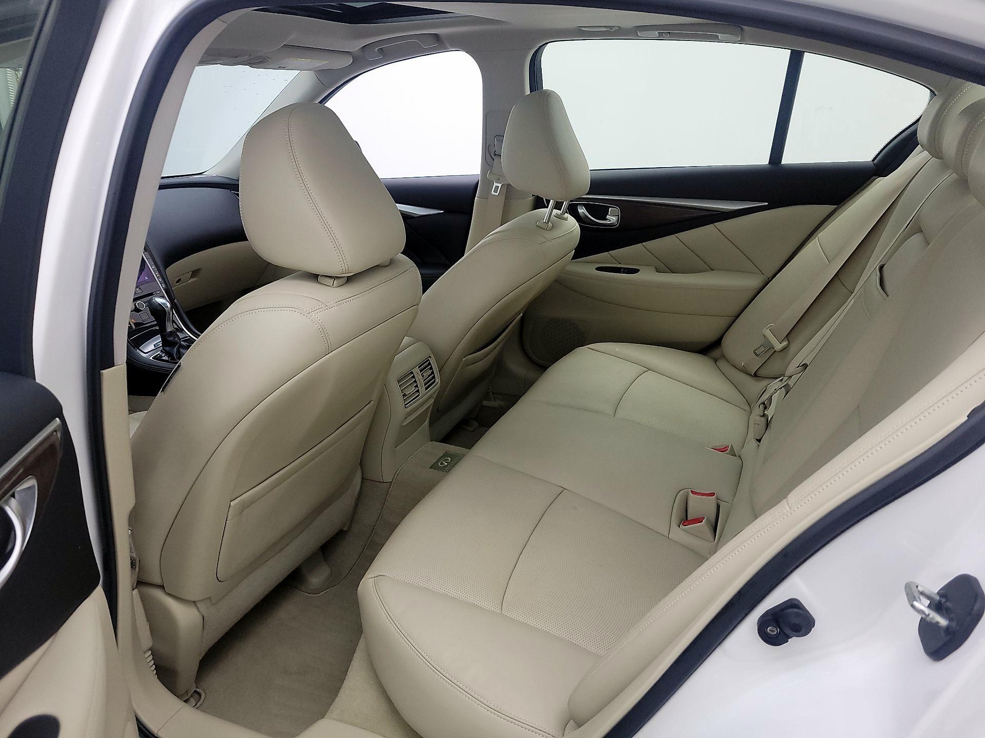 Thumbnail: 2014 INFINITI Q50 - 20
