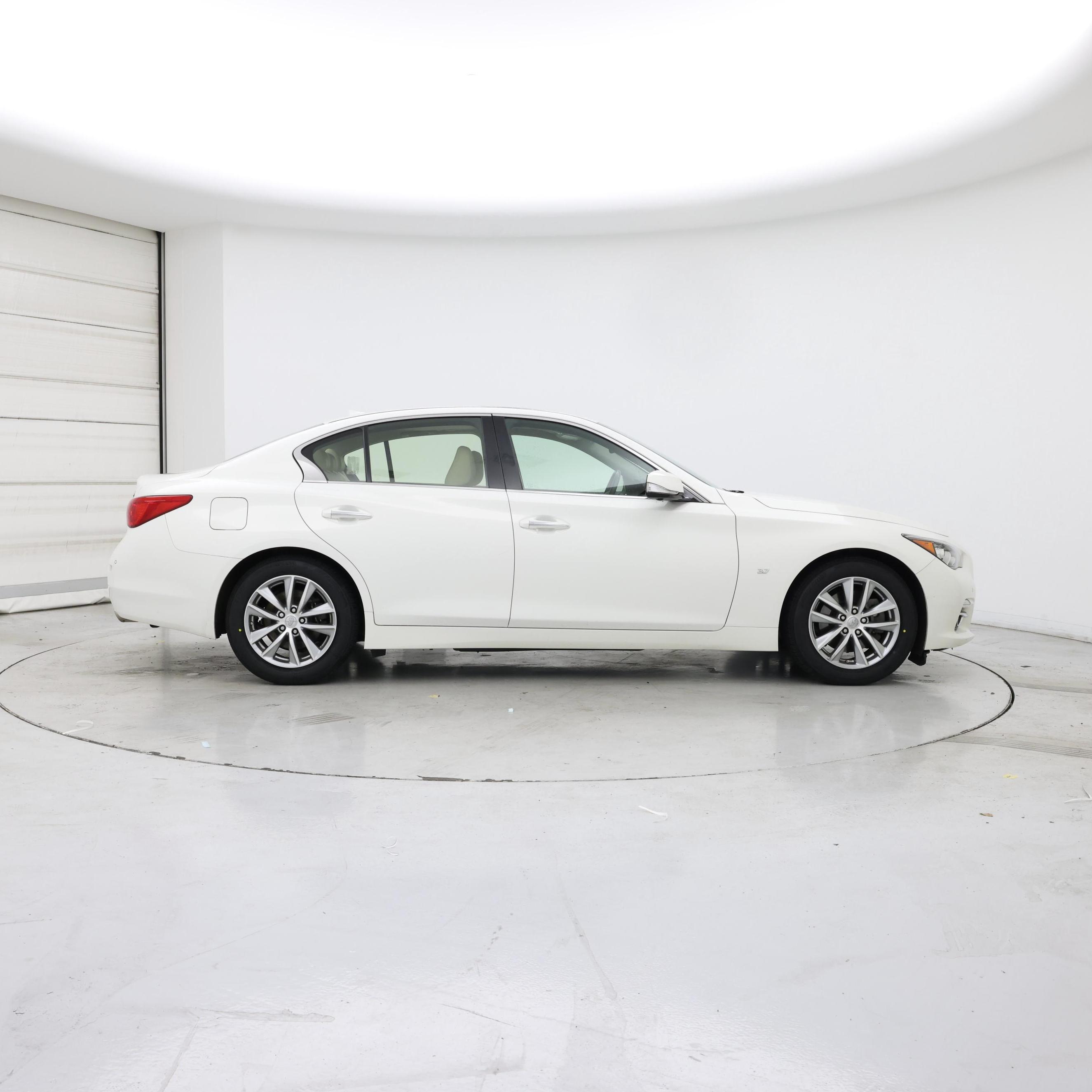 Thumbnail: 2014 INFINITI Q50 - 7