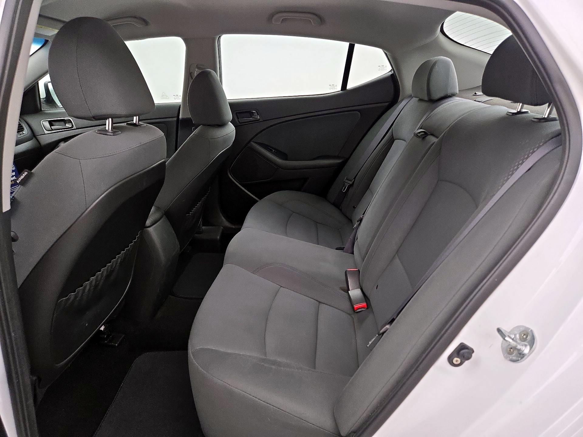 Thumbnail: 2015 Kia Optima - 18