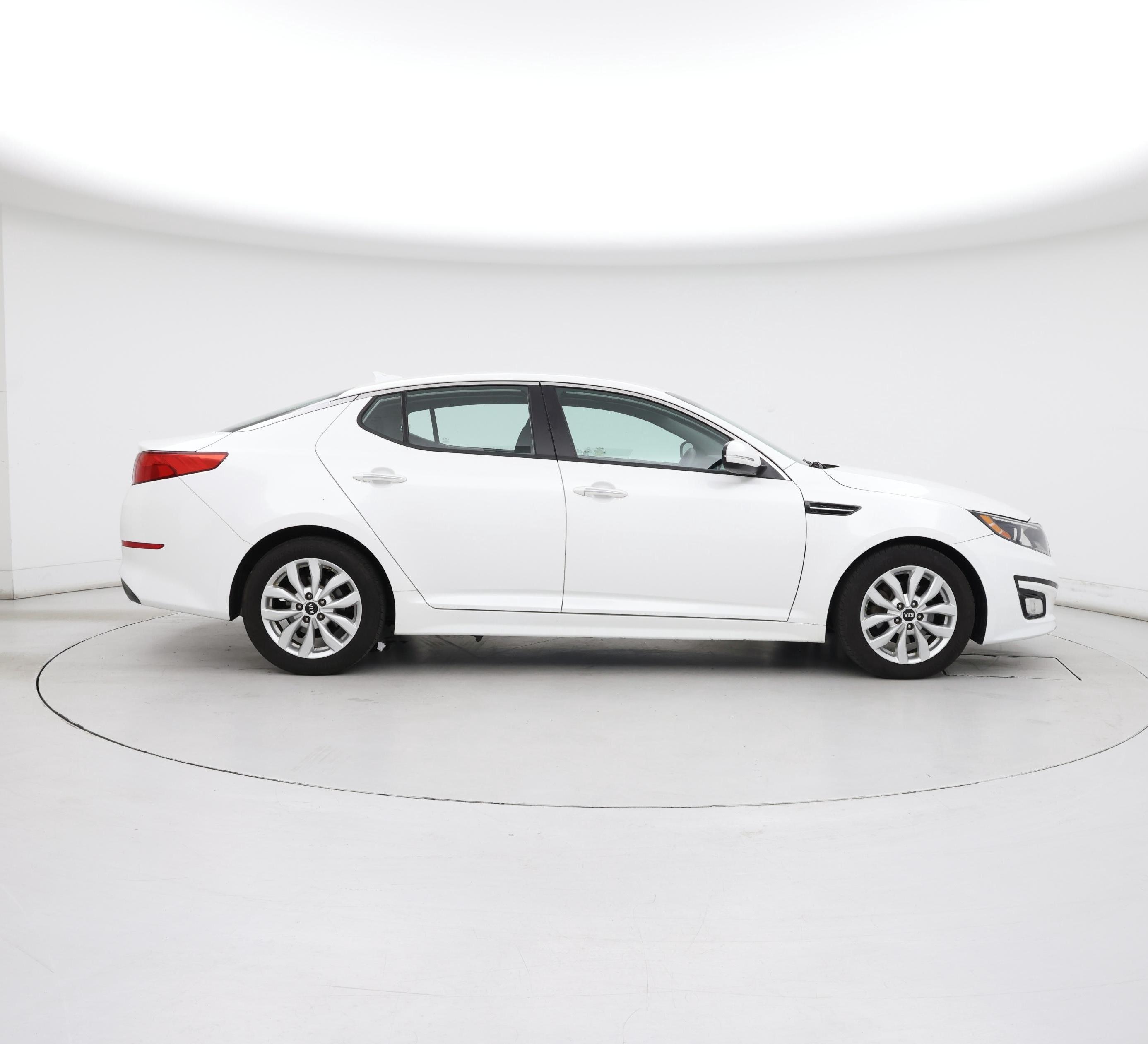 Thumbnail: 2015 Kia Optima - 7