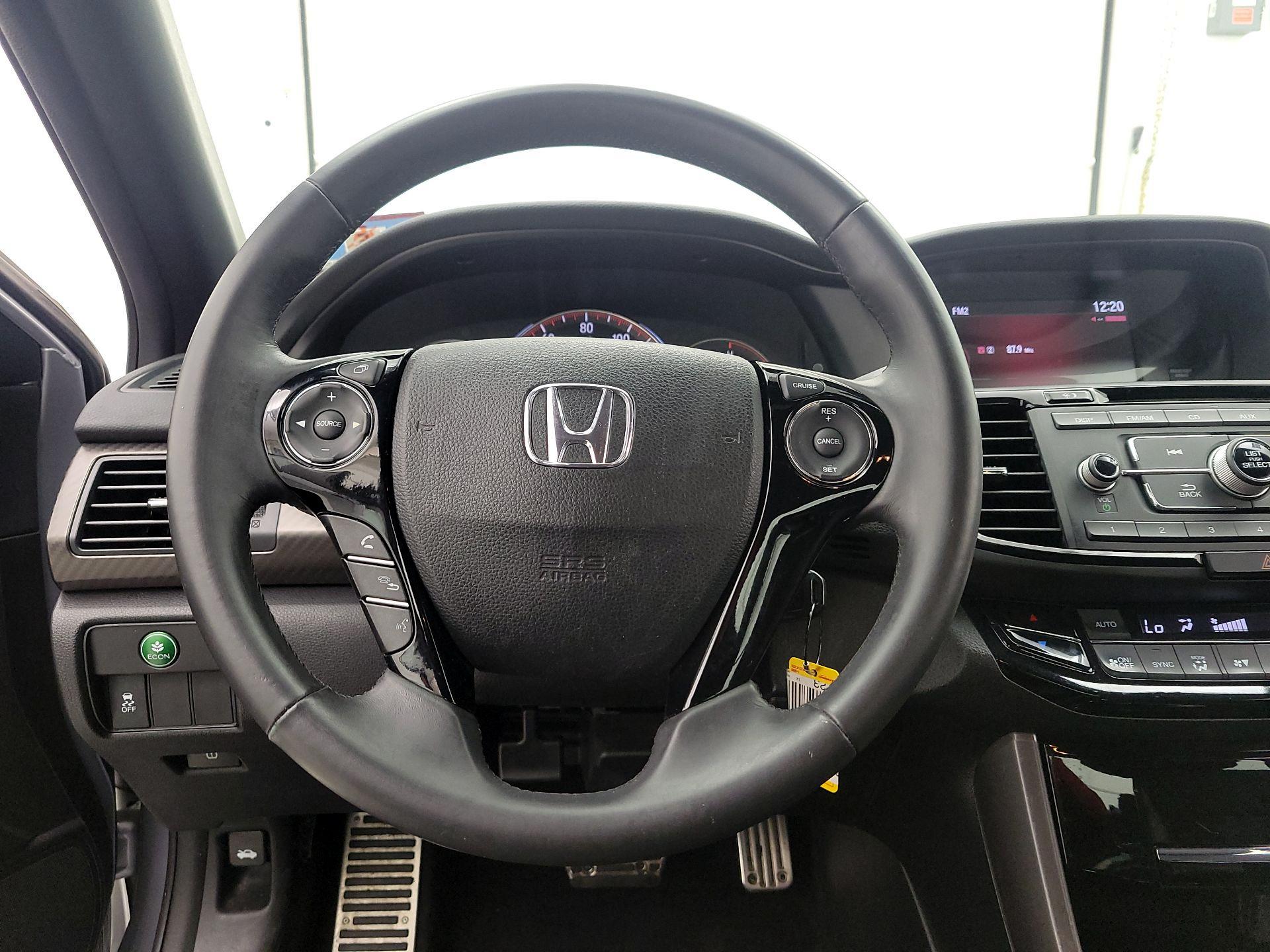 Thumbnail: 2016 Honda Accord - 10