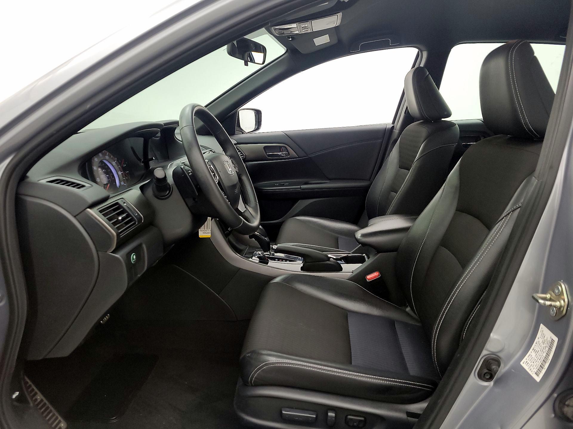 Thumbnail: 2016 Honda Accord - 11