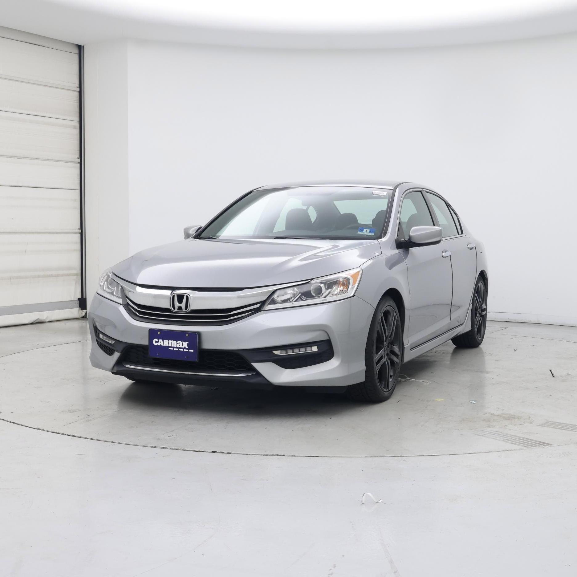 Thumbnail: 2016 Honda Accord - 4