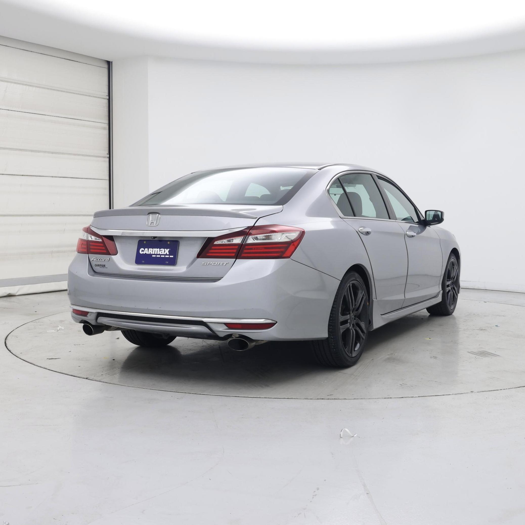 Thumbnail: 2016 Honda Accord - 8