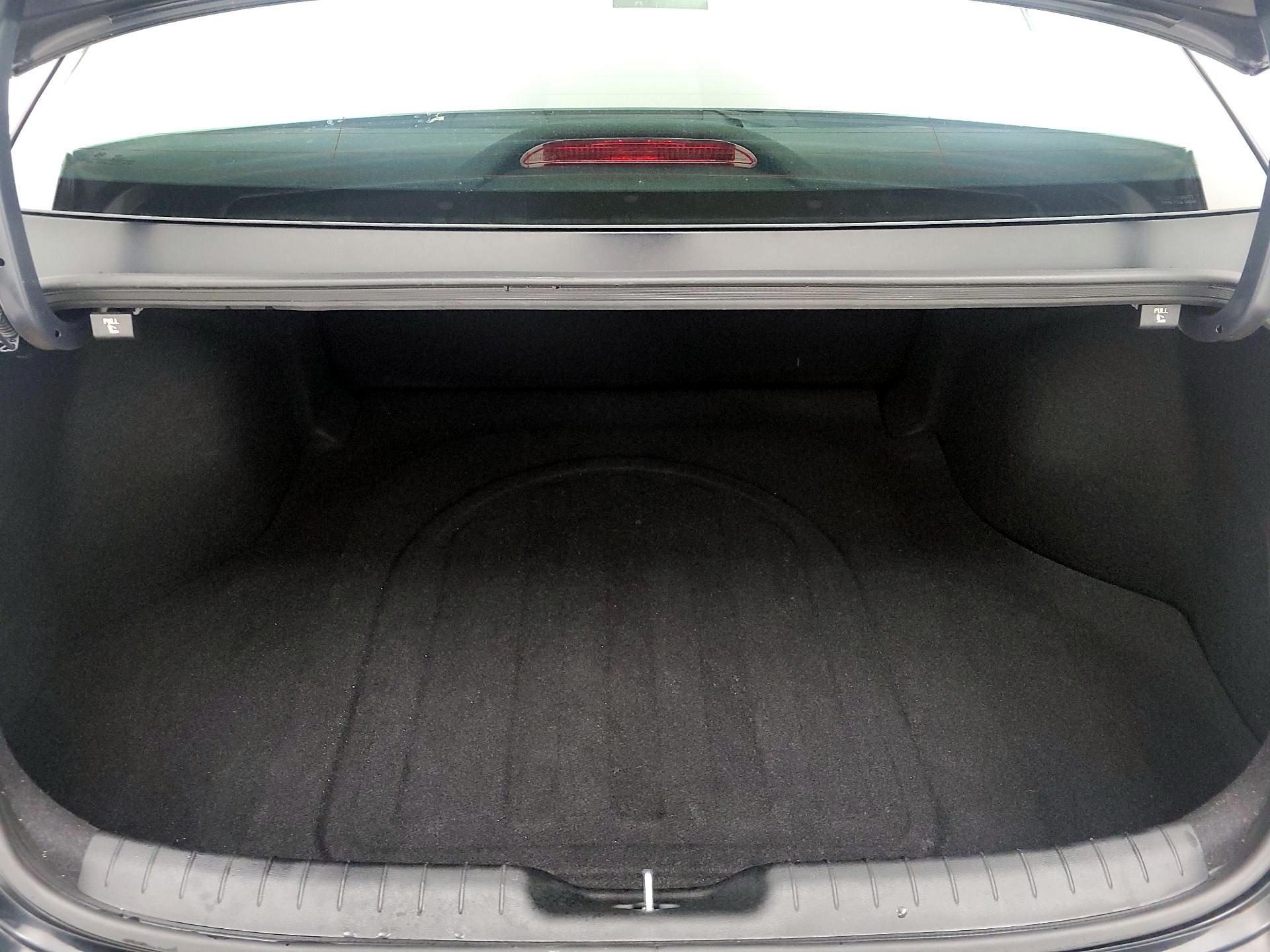 Thumbnail: 2023 Hyundai Elantra - 20