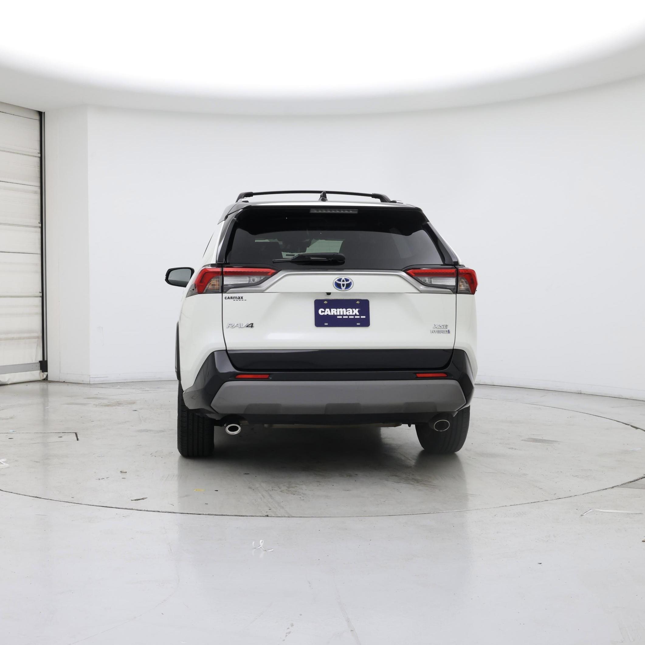 Thumbnail: 2020 Toyota RAV4 - 6