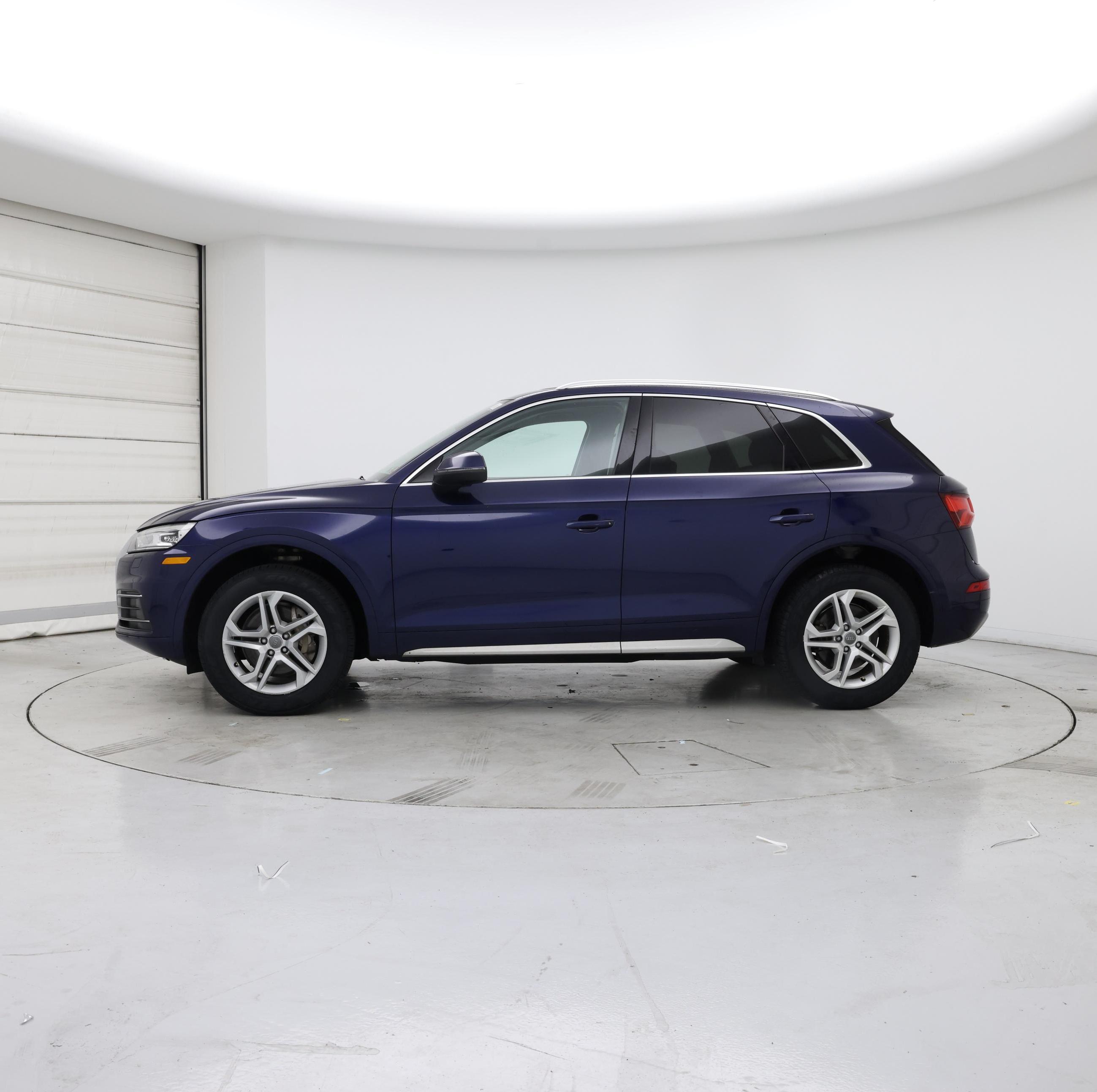 Thumbnail: 2019 Audi Q5 - 3