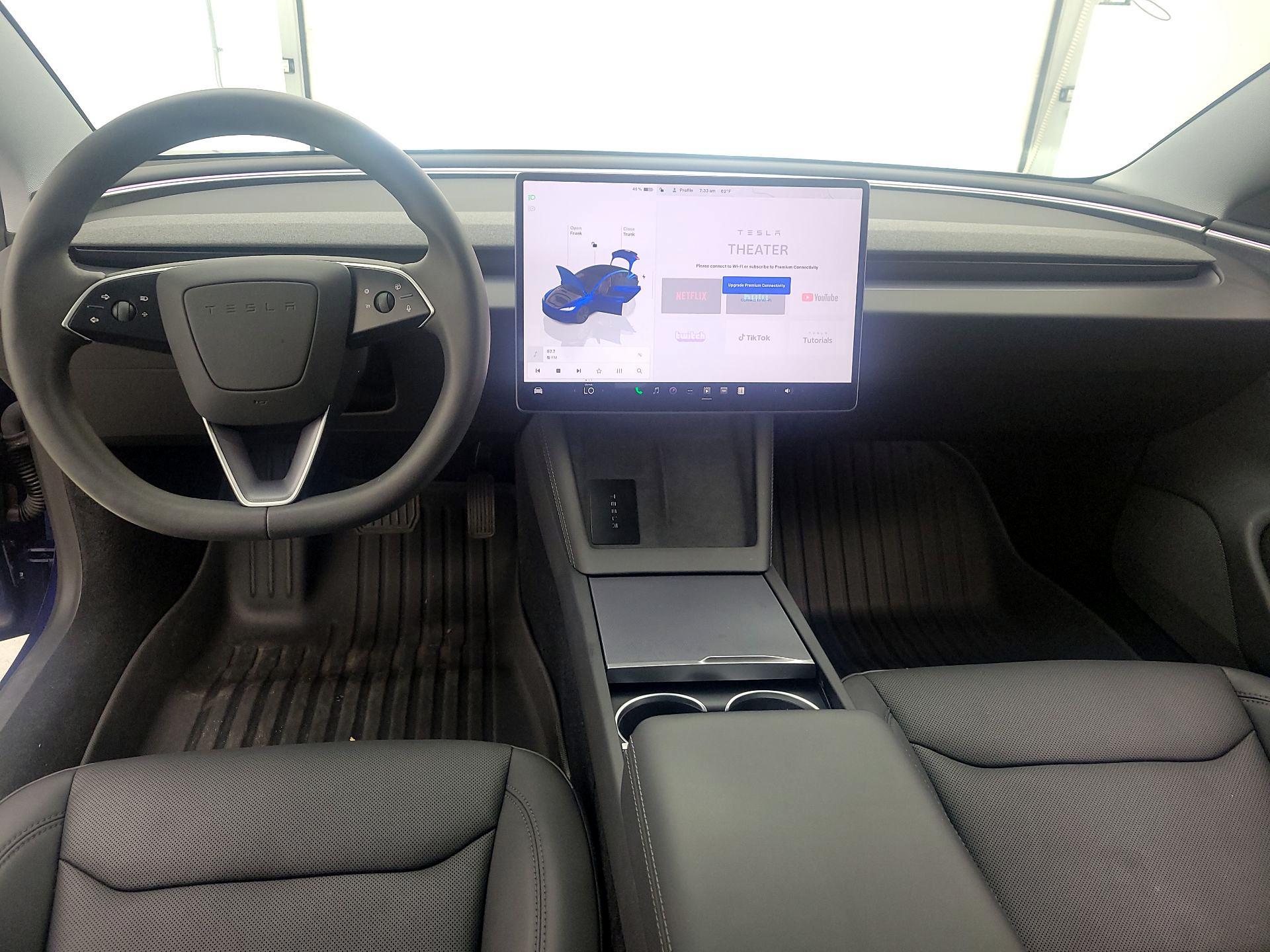 Thumbnail: 2025 Tesla Model 3 - 9