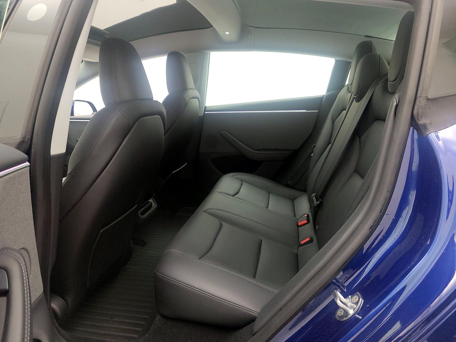 Thumbnail: 2025 Tesla Model 3 - 18