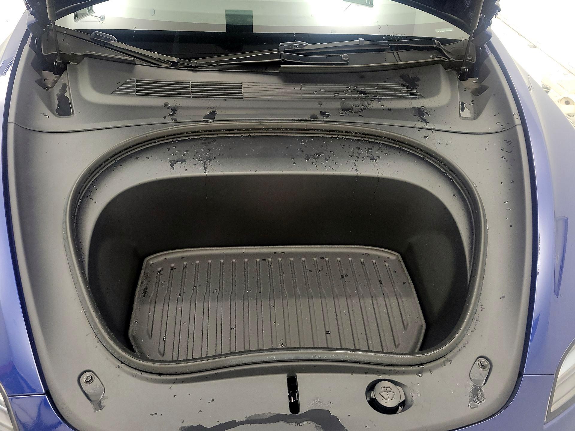 Thumbnail: 2025 Tesla Model 3 - 20