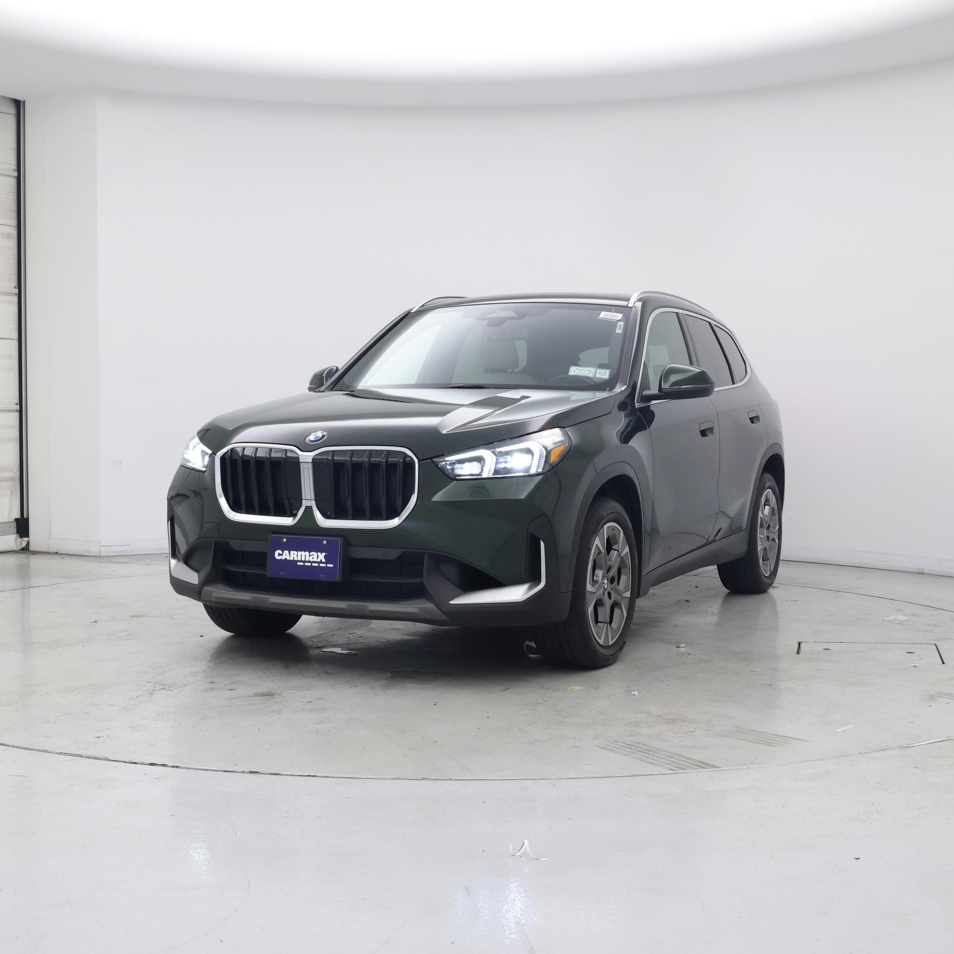 Thumbnail: 2023 BMW X1 - 4