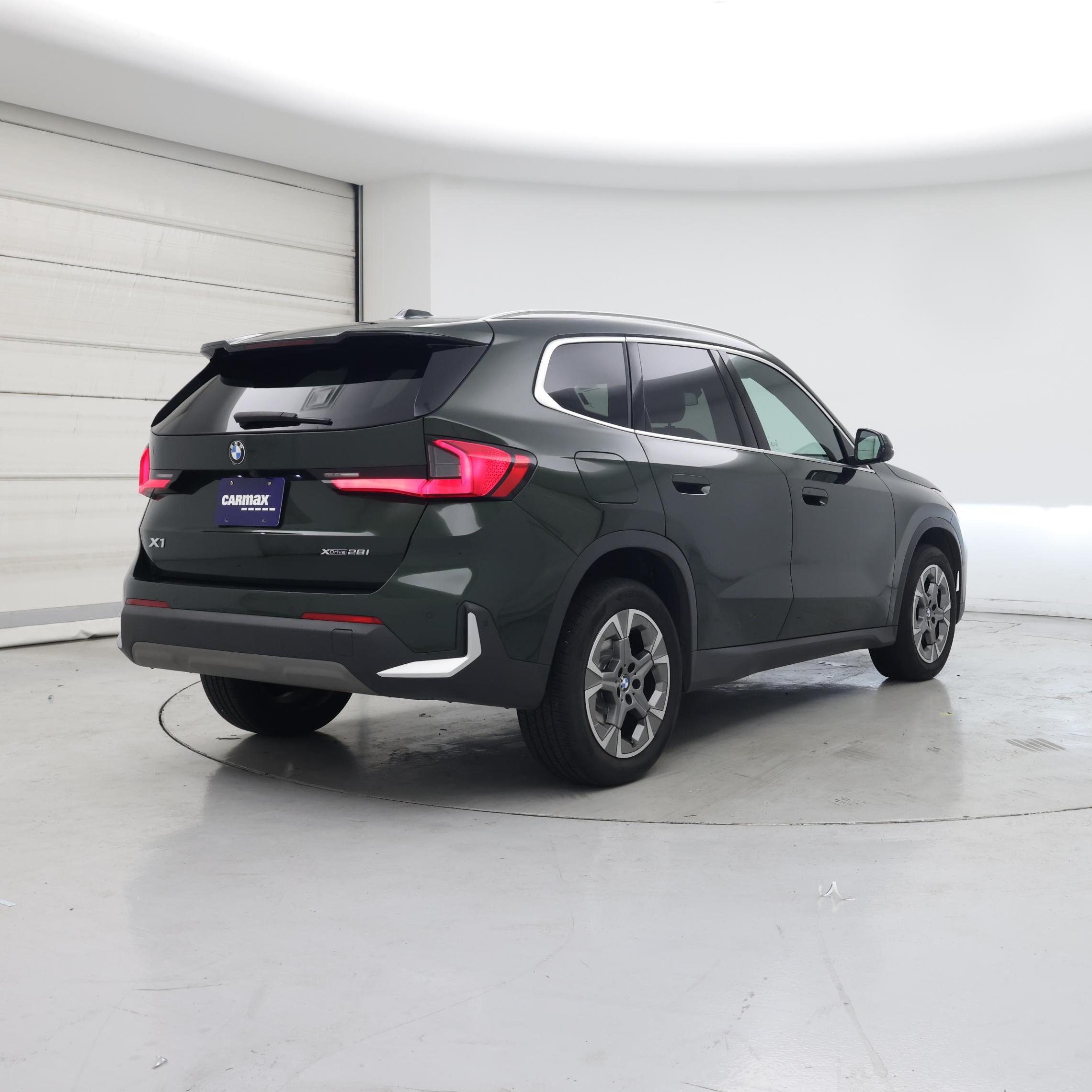 Thumbnail: 2023 BMW X1 - 8