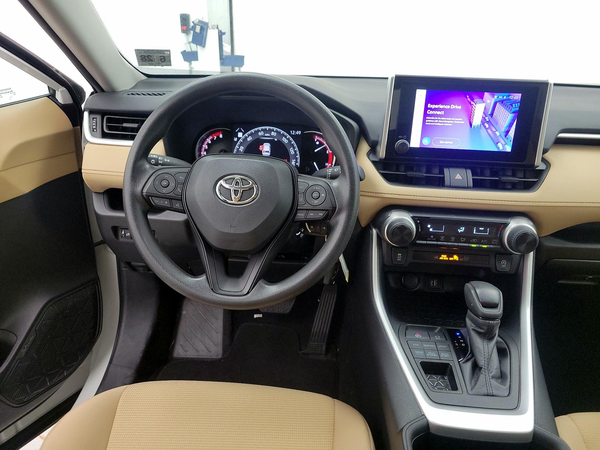 Thumbnail: 2023 Toyota RAV4 - 10