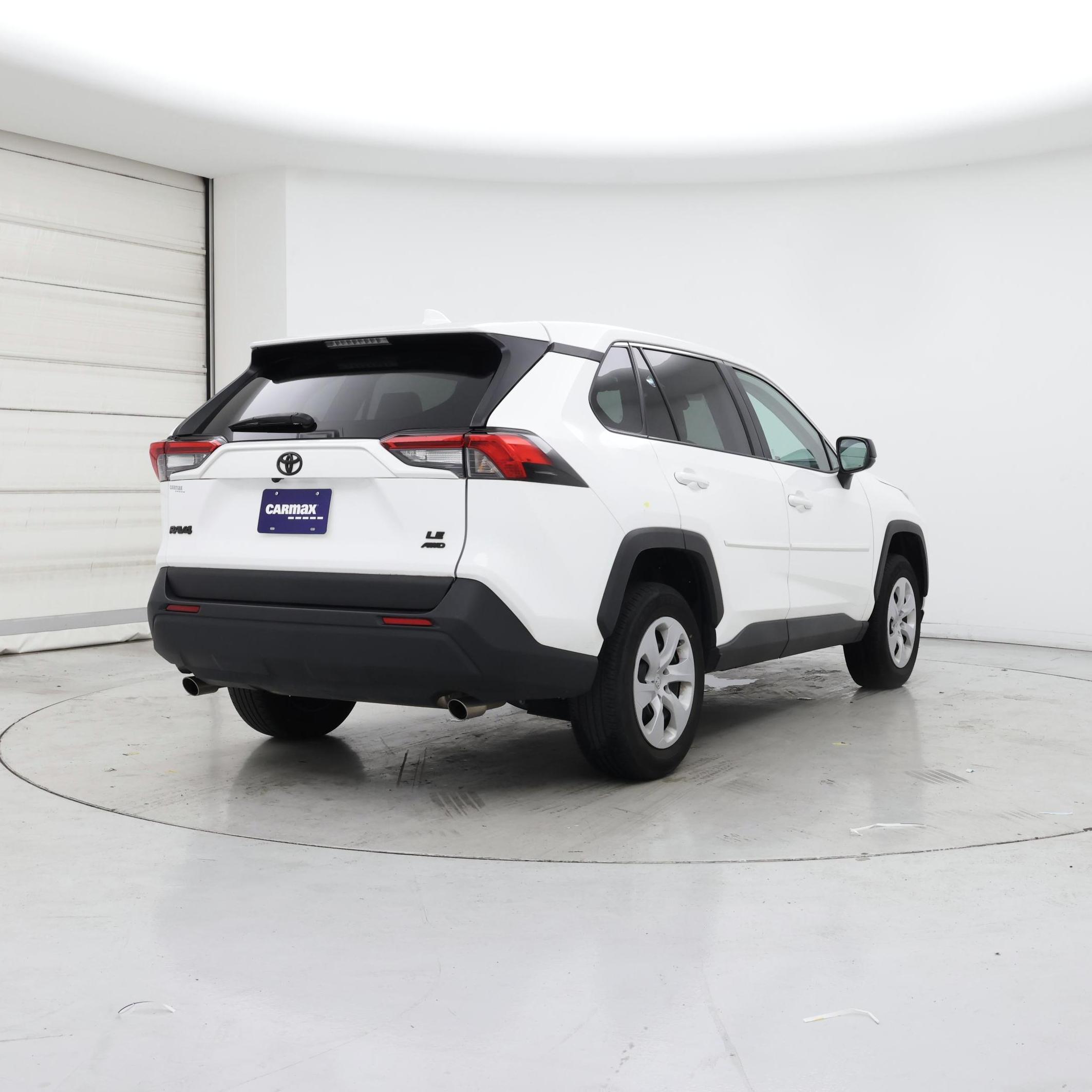 Thumbnail: 2023 Toyota RAV4 - 8