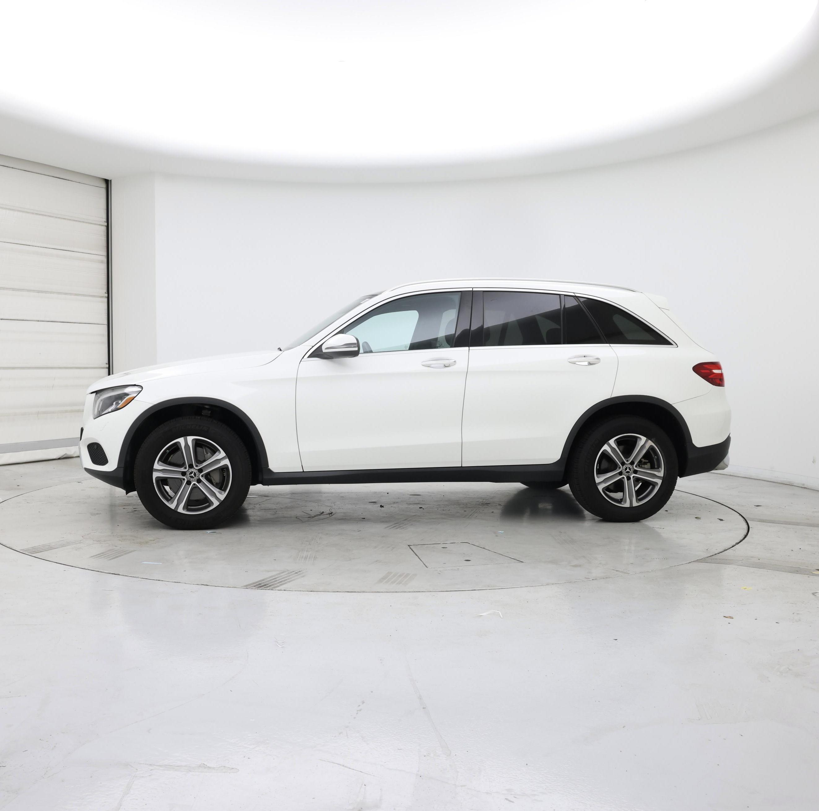 Thumbnail: 2019 Mercedes-Benz GLC - 3